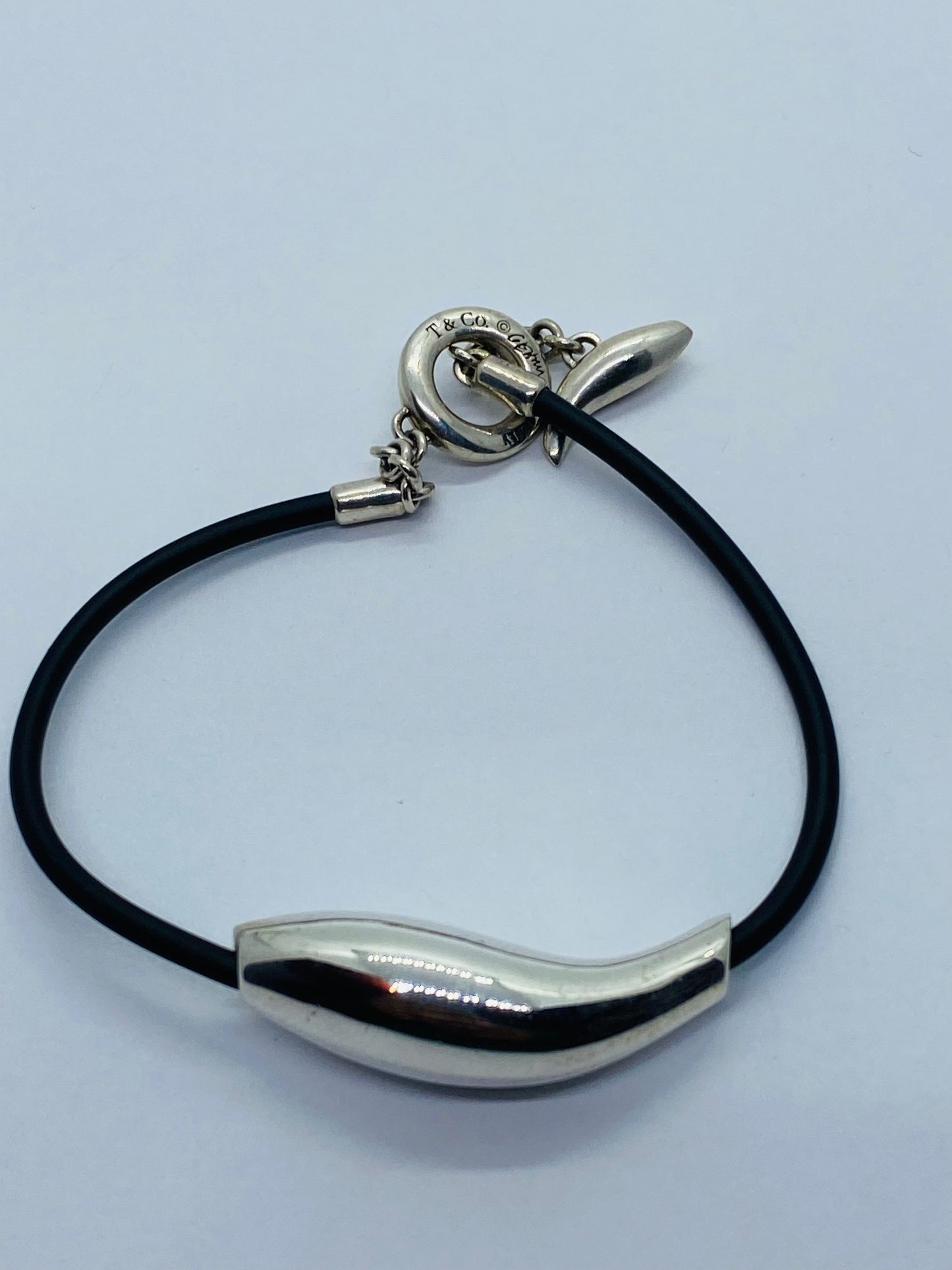 Tiffany & Co. Frank Gehry Sterling Silver Fish Rubber Bracelet 7.25”