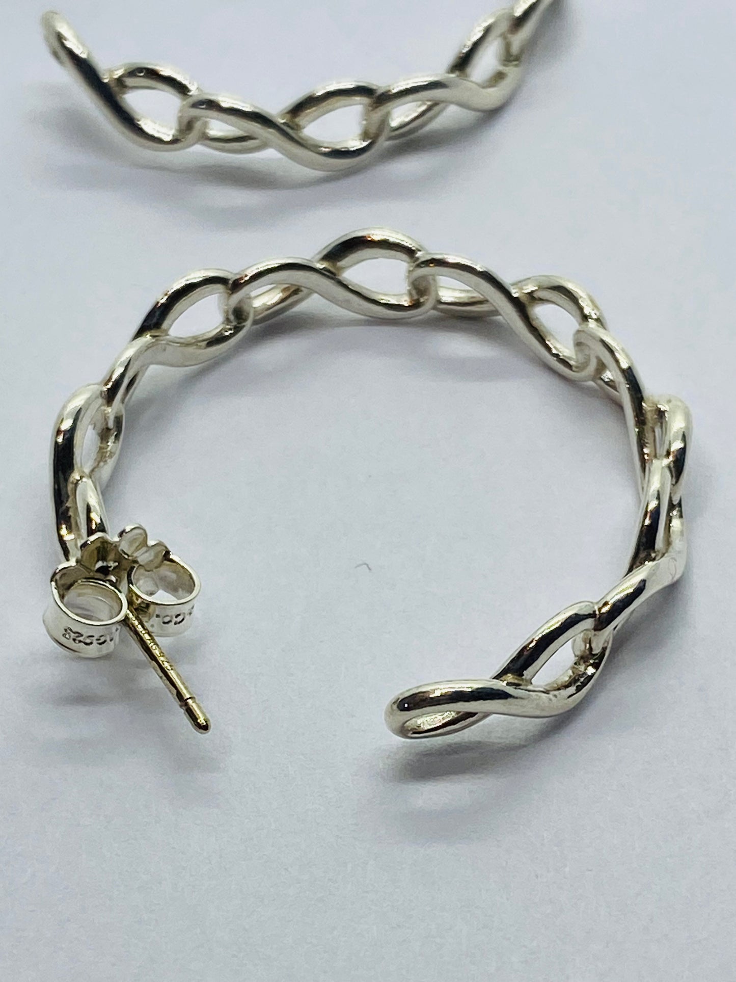 Tiffany & Co Medium Infinity Hoop Earrings Sterling Silver 1" Hoops w/ Pouch Box