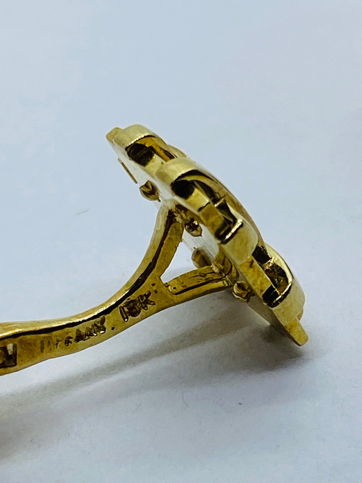 TIFFANY & CO. Schlumberger Yellow Gold Black White  Enamel Cuff Links 18K Gold