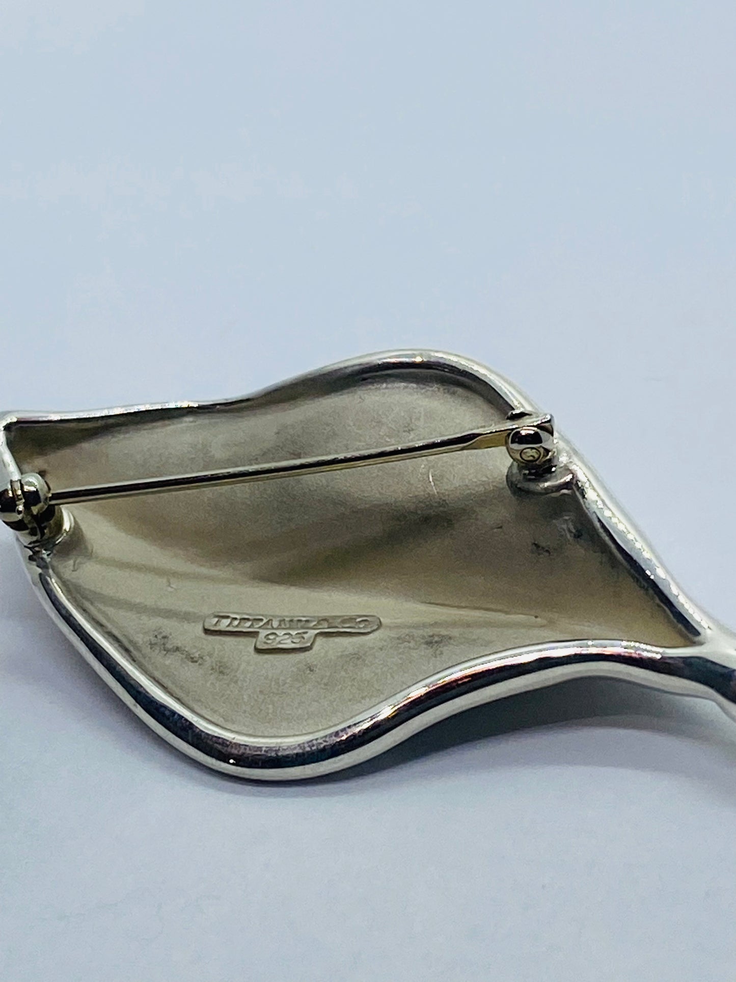 TIFFANY & CO VINTAGE STERLING SILVER 925 LEAF BROOCH PIN 55x28MM MINT!