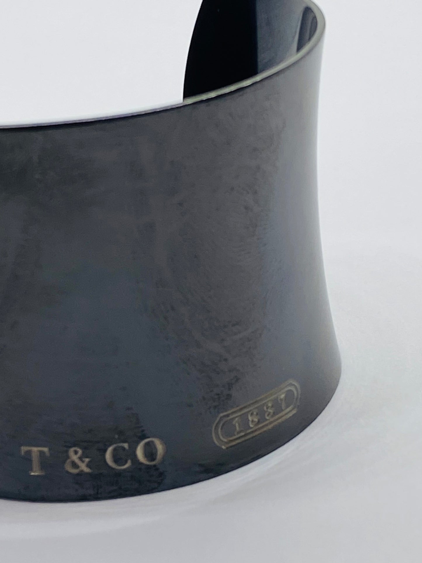 Tiffany & Co. 1837 Collection Titanium 46mm Wide Concave Cuff Bracelet 6.75”