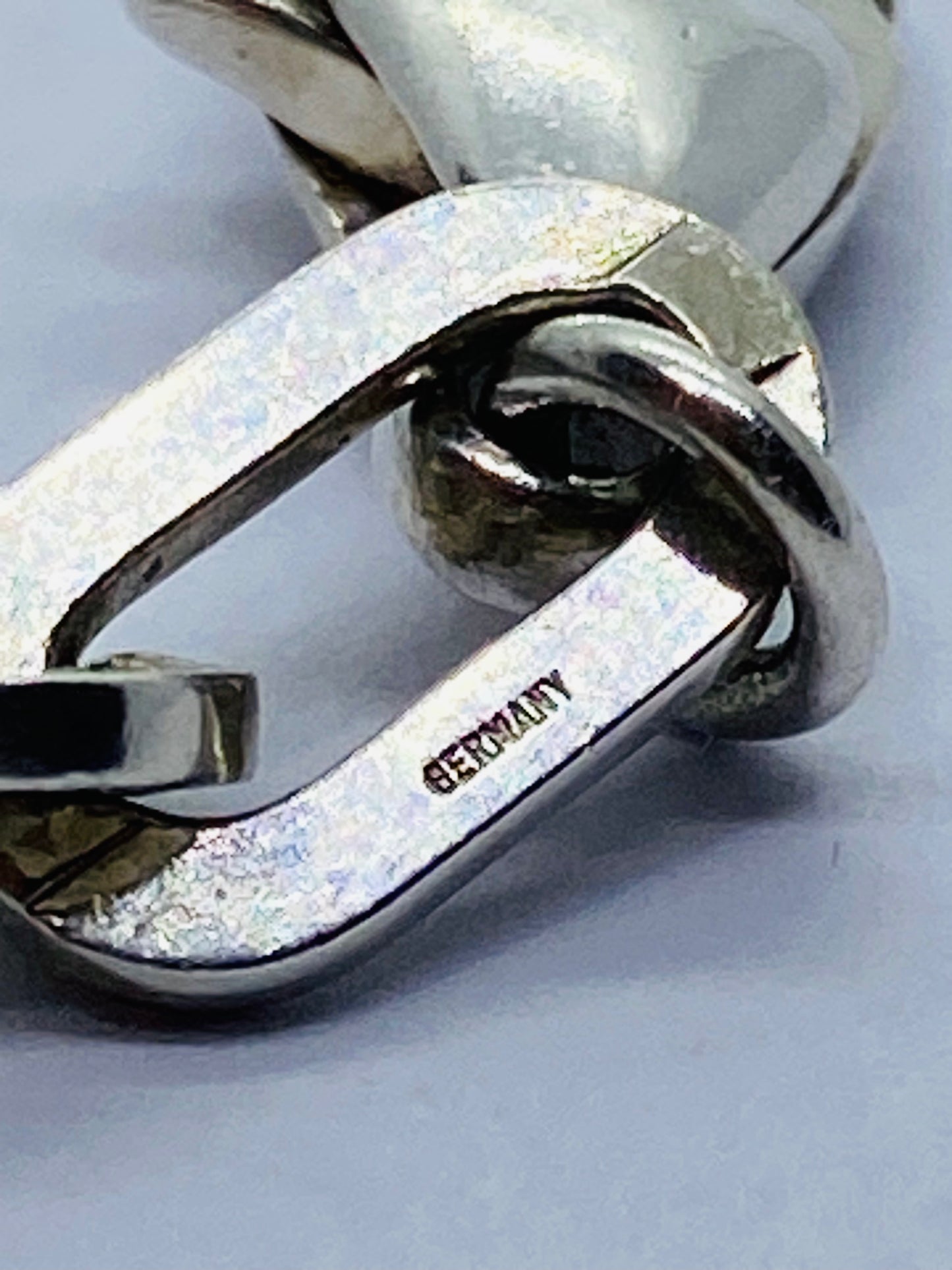 Tiffany & Co. Tiffany Ellipse Link Chain Silver Bracelet 7.5 long 7mm Wide