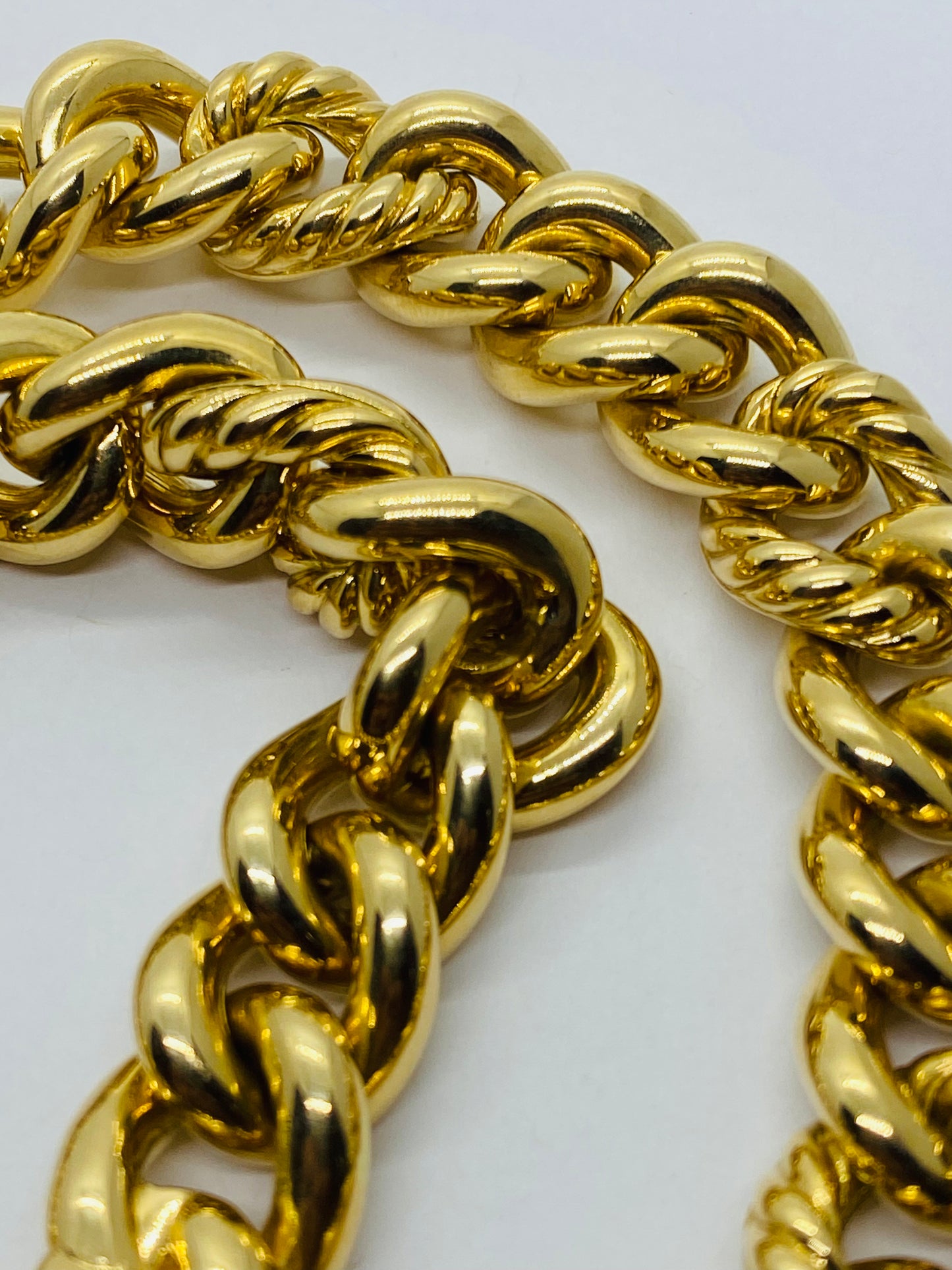 $23,000 Sold Out 18K Gold David Yurman 18” Large Curb 13.5MM Necklace