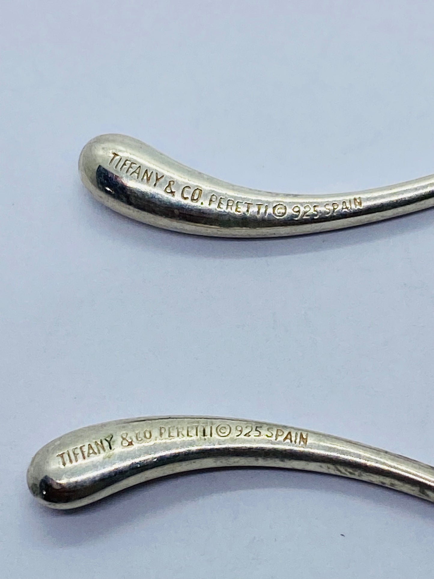 Tiffany & Co Silver RARE Peretti Teardrop Tear Drop Elongated Dangle Earrings read