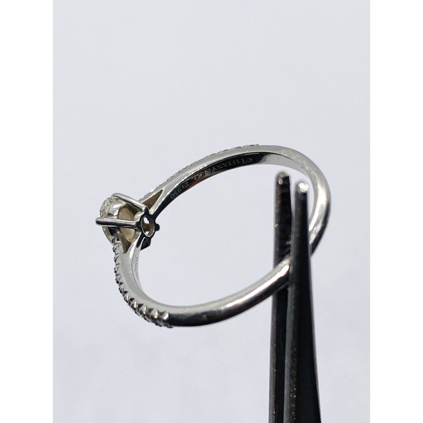 Tiffany & Co Platinum 950 Novo .60TCW Size 7.5 Oval Diamond