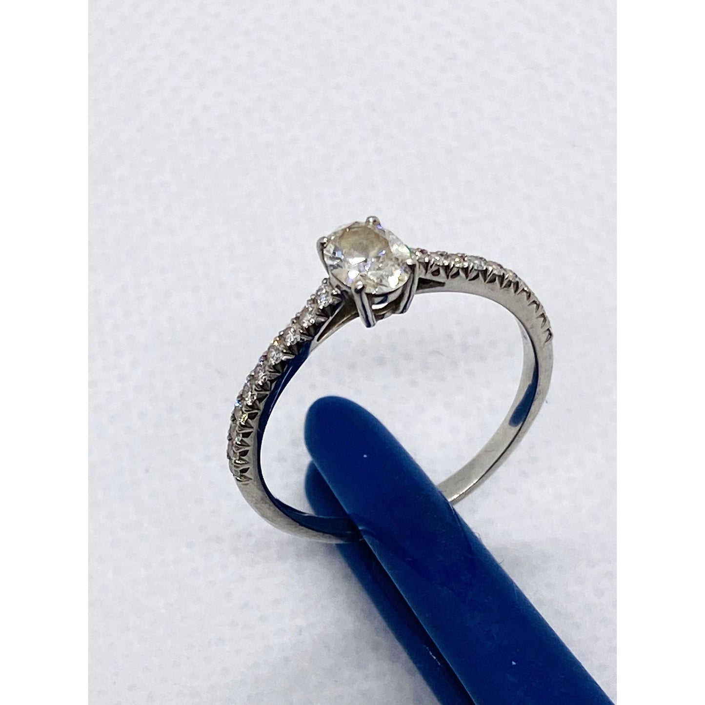 Tiffany & Co Platinum 950 Novo .60TCW Size 7.5 Oval Diamond