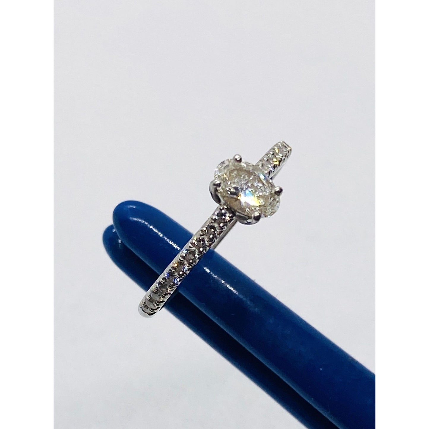 Tiffany & Co Platinum 950 Novo .60TCW Size 7.5 Oval Diamond