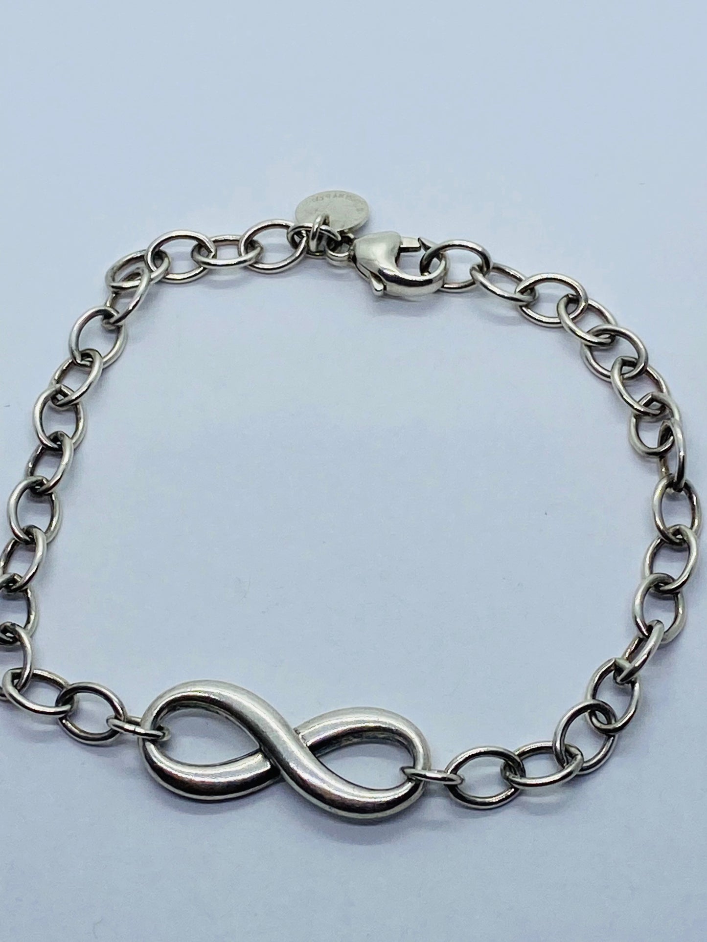 Tiffany & Co. 925 Silver Infinity Oval Link 7.25’ Bracelet