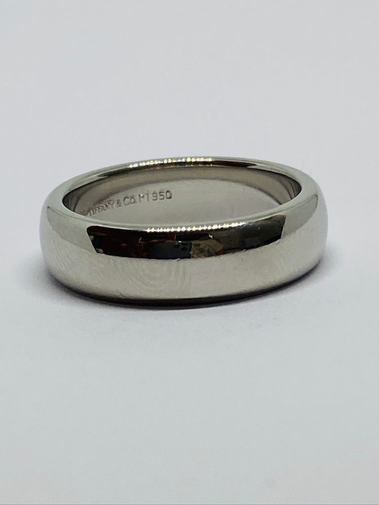 $2800 Tiffany & Co Comfort Platinum 950 6MM  Size 7.75 man woman unisex ring box