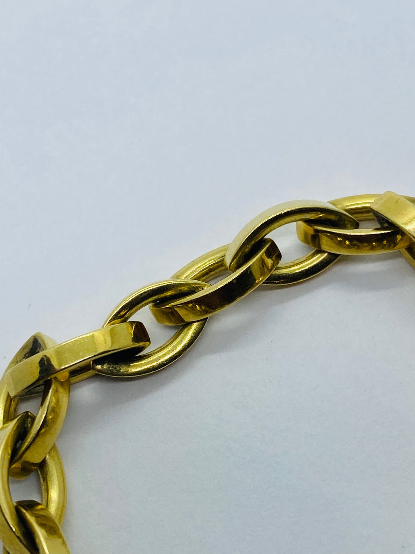 Tiffany & Co Solid 18k Yellow Gold Marquis Oval 7MM Link Bracelet 7.5” Pouch Box