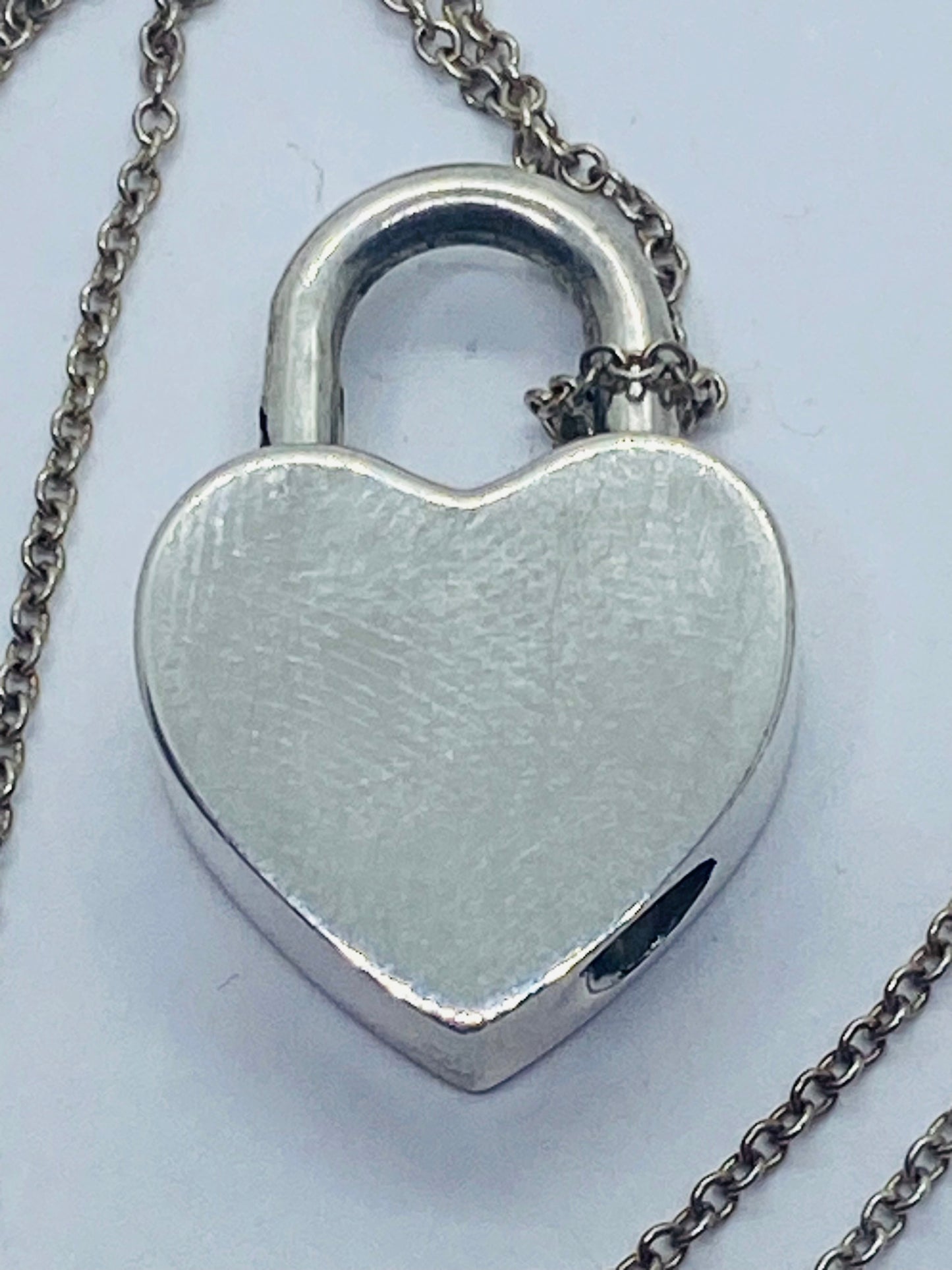 Tiffany & Co. Sterling Silver Blank Heart Padlock Pendant Necklace 16.5”