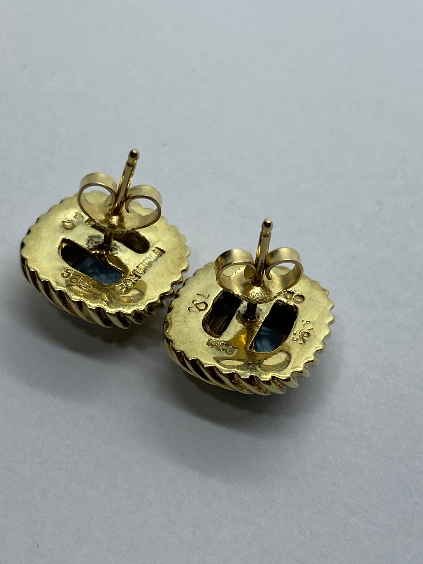 David Yurman 18k 750 14k 585 Yellow Solid Gold Blue Topaz Albion Earrings