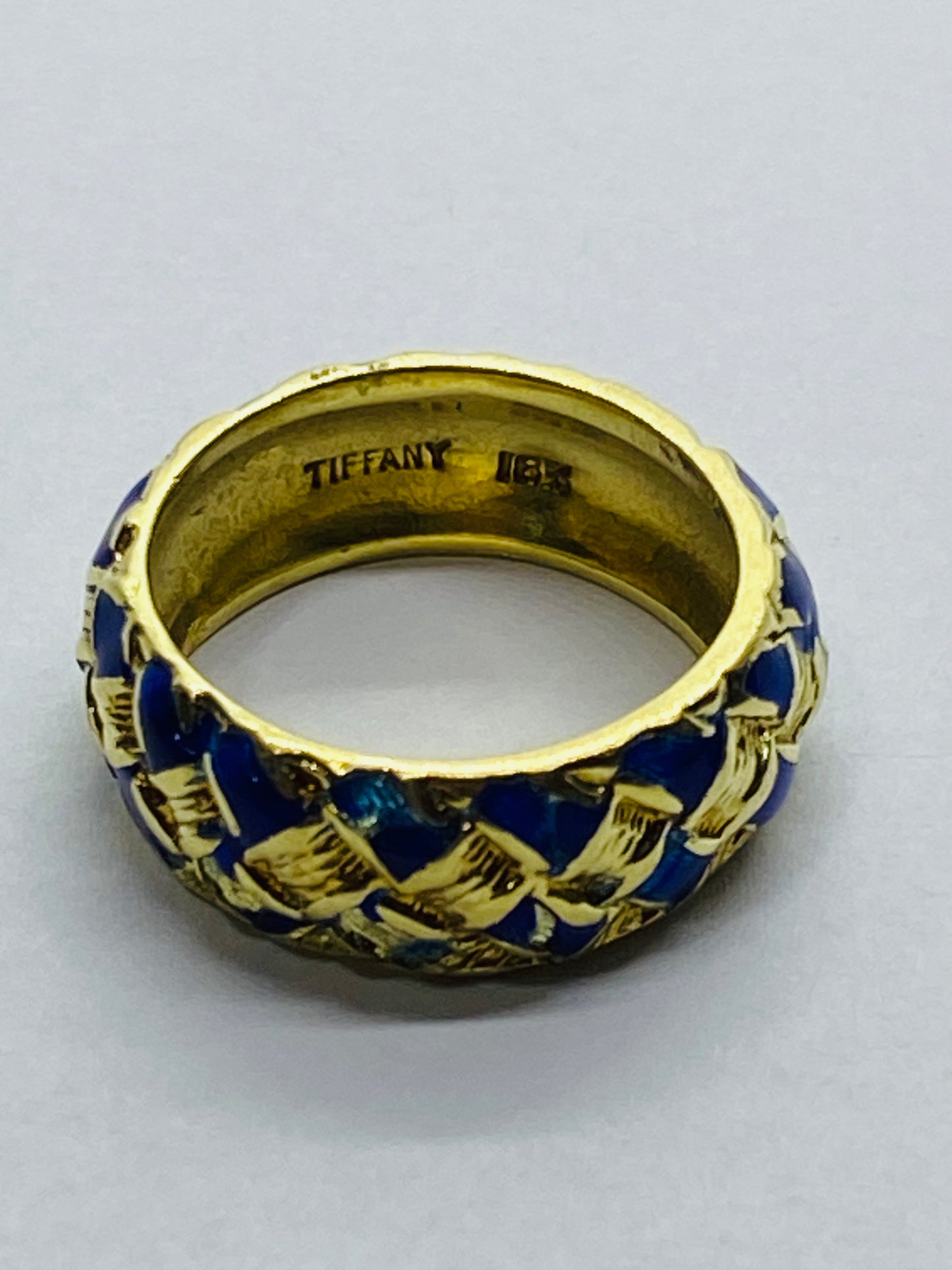 Vintage 18k Gold & Cobalt Enamel Basket Weave Ring Tiffany & Co Size 6.25 Pouch