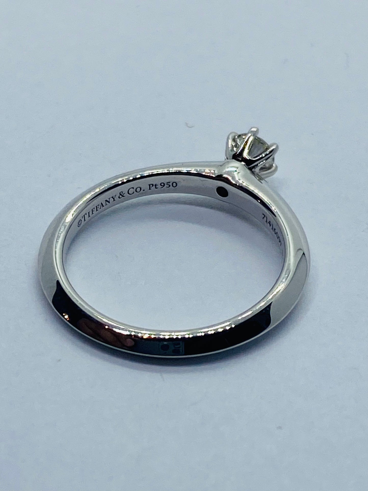 Tiffany & Co. 0.20 CT Diamond Platinum Solitaire Engagement Ring BOX!