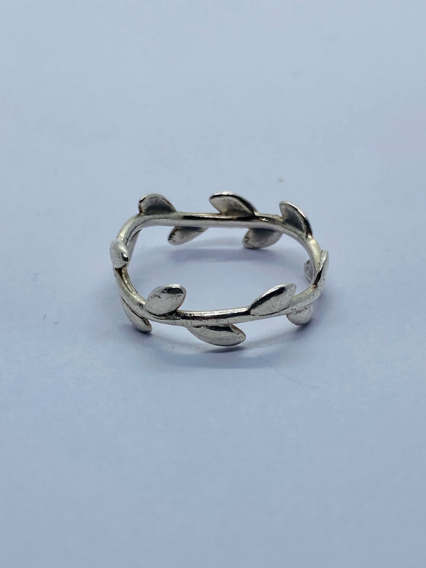 Beautiful TIFFANY & CO. PALOMA PICASSO Sterling Olive Leaf Ring, Size 7.25 READ