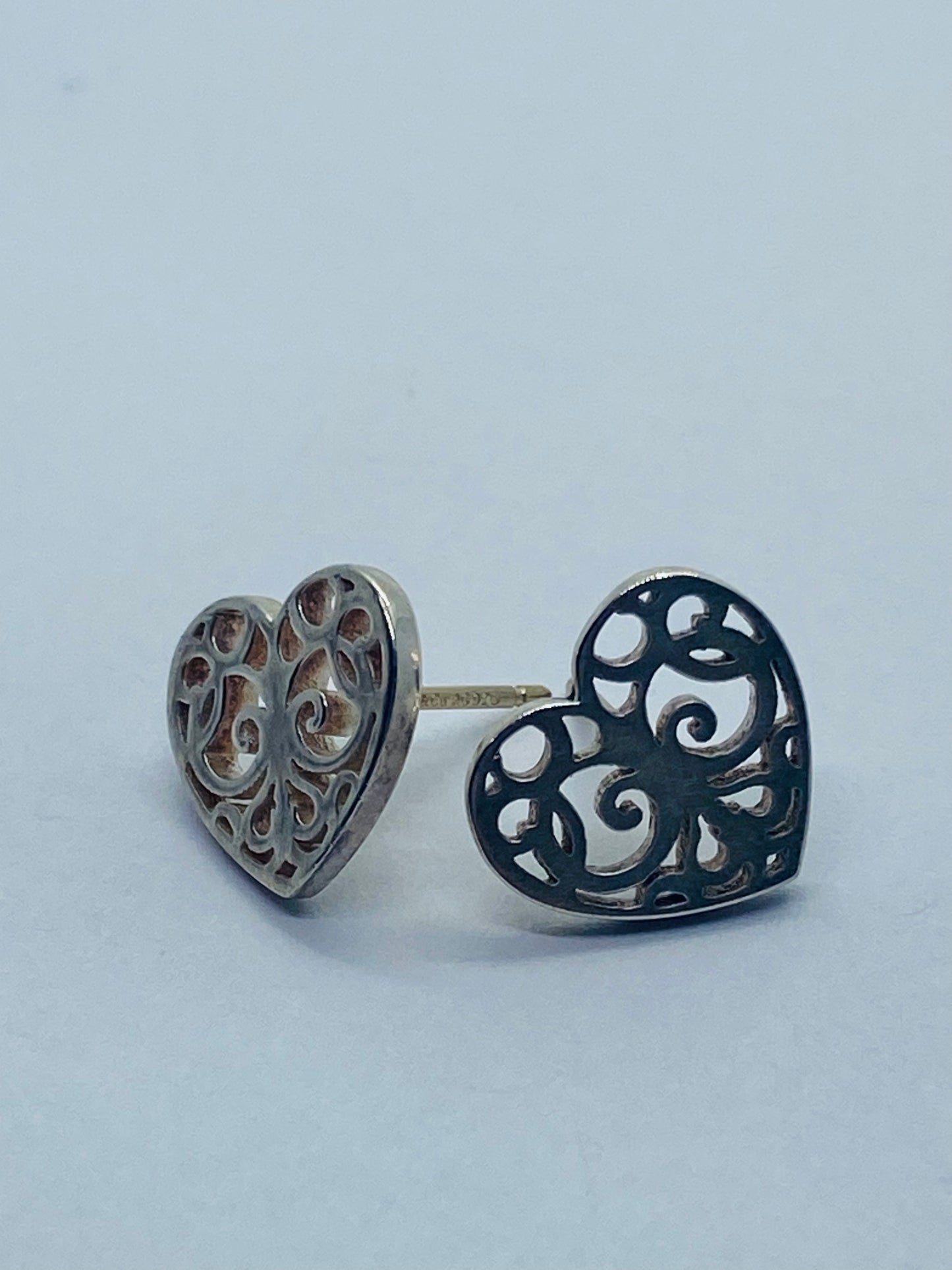 Tiffany & Co Sterling Silver Enchant Love Heart  Filigree Stud Earrings Box!