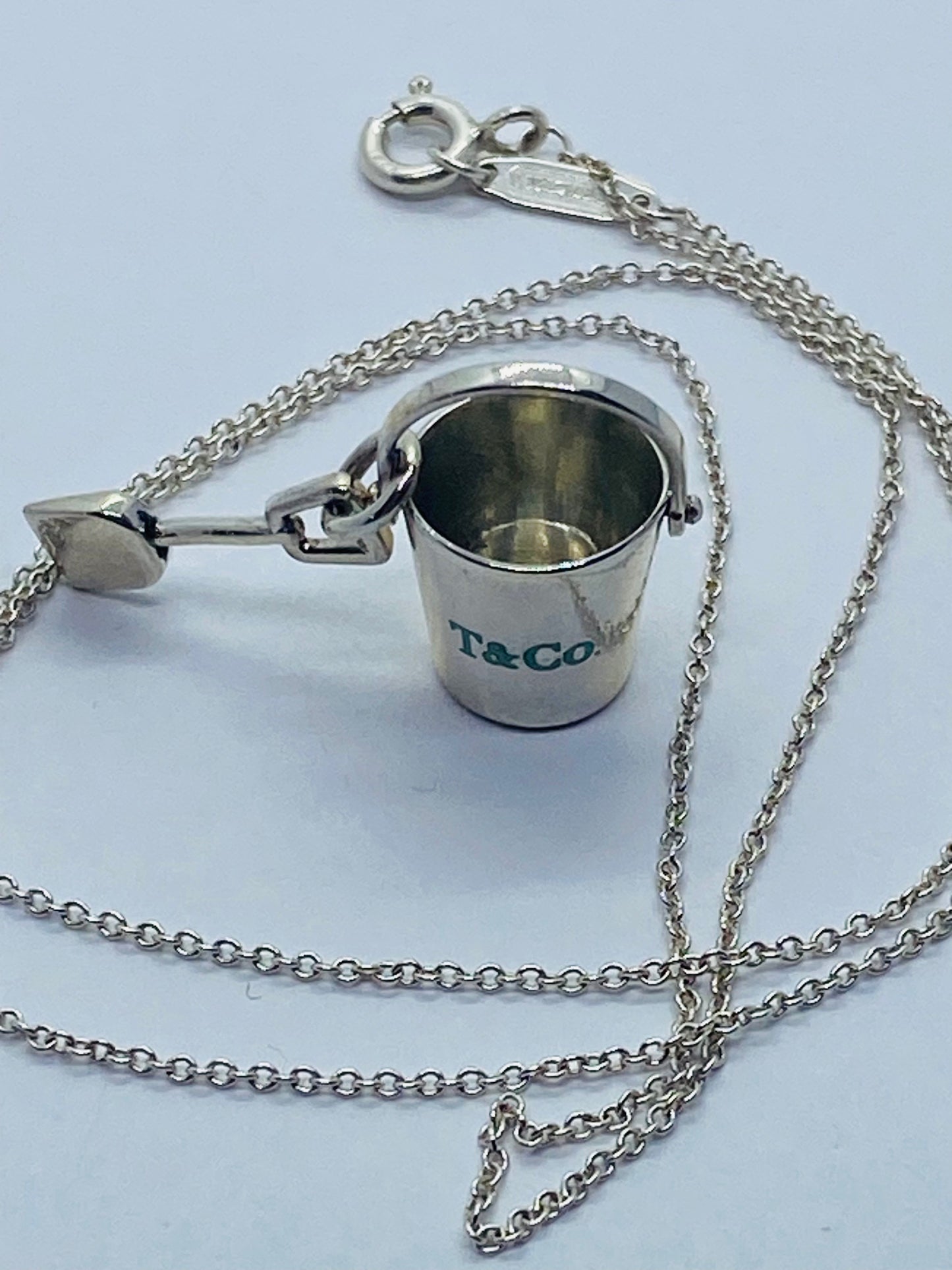Tiffany & Co. Sand Bucket Shovel Enamel Charm Sterling Silver Pouch Box MINT