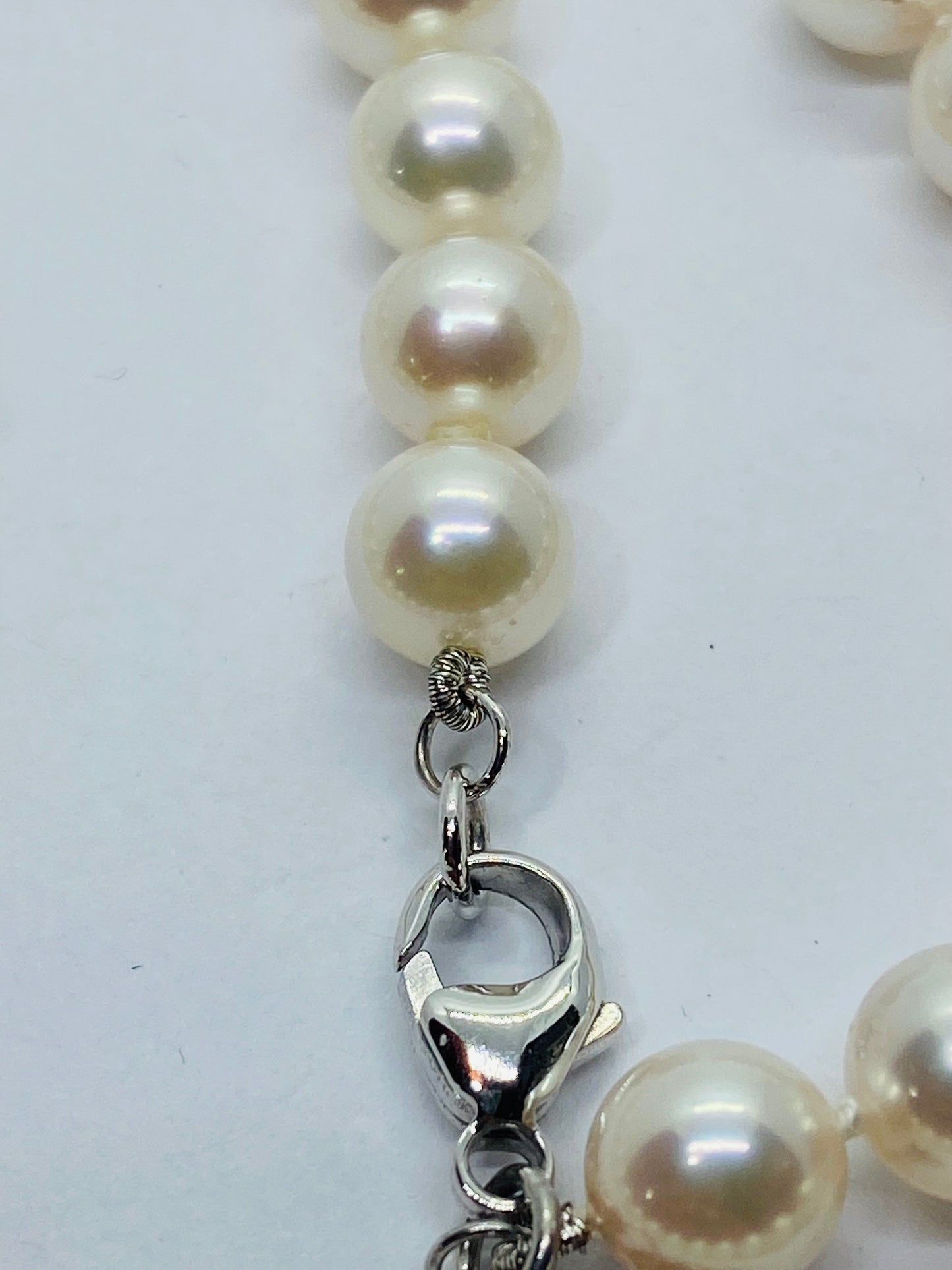 $2750 PEARL NECKLACE TIFFANY & CO STAMP IN WHITE GOLD 18K  17” 7-7.5MM PEARLS