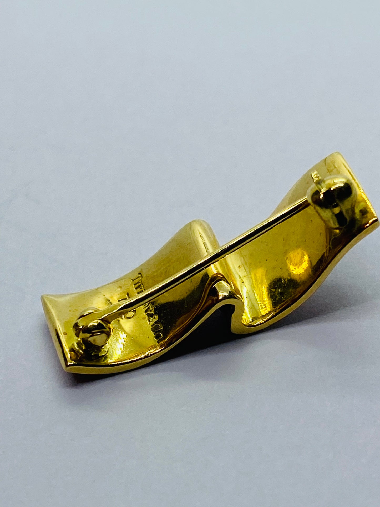Tiffany & Co. 750 18k gold  Lapel Pin 26x10MM Enamel Stripes
