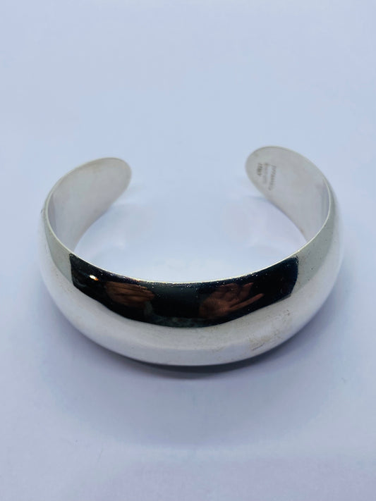 TIFFANY & CO STERLING SILVER Bangle Bracelet Wide Cuff 925 Silver Italy 6.5”