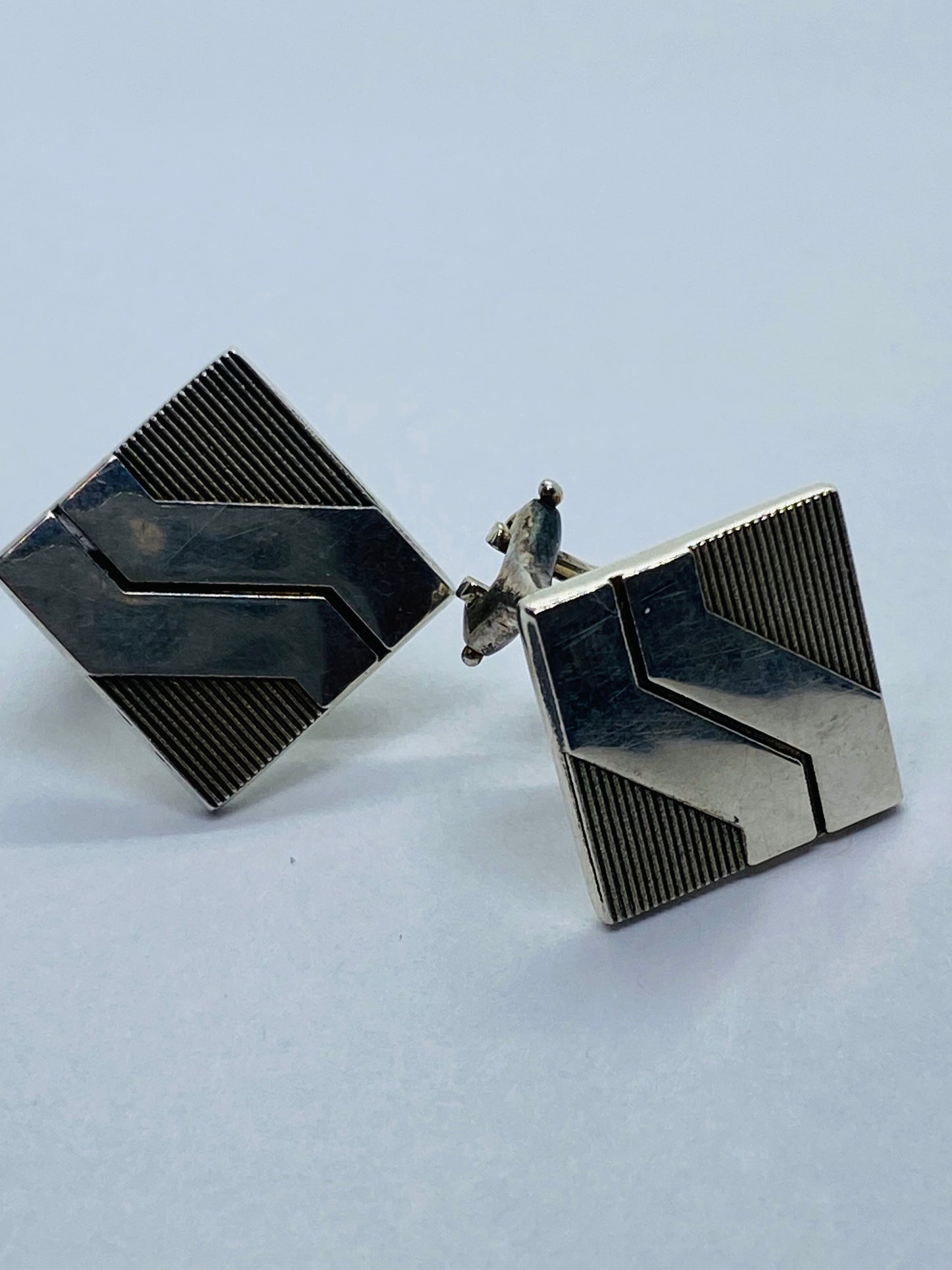 Tiffany & Co. Sterling Silver Square Clíp on pierced 13mm wide