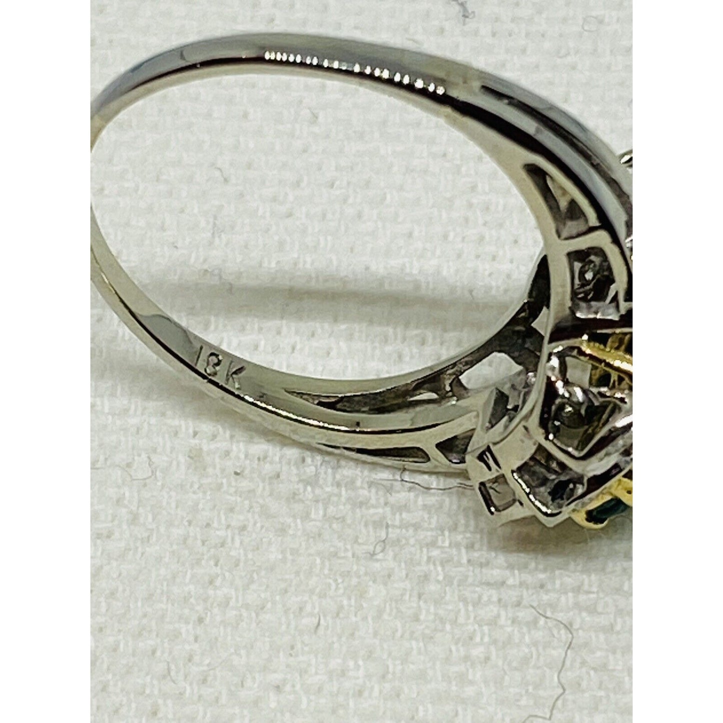 Vintage Diamond Emerald 18K White And Yellow Gold Cluster Ring
