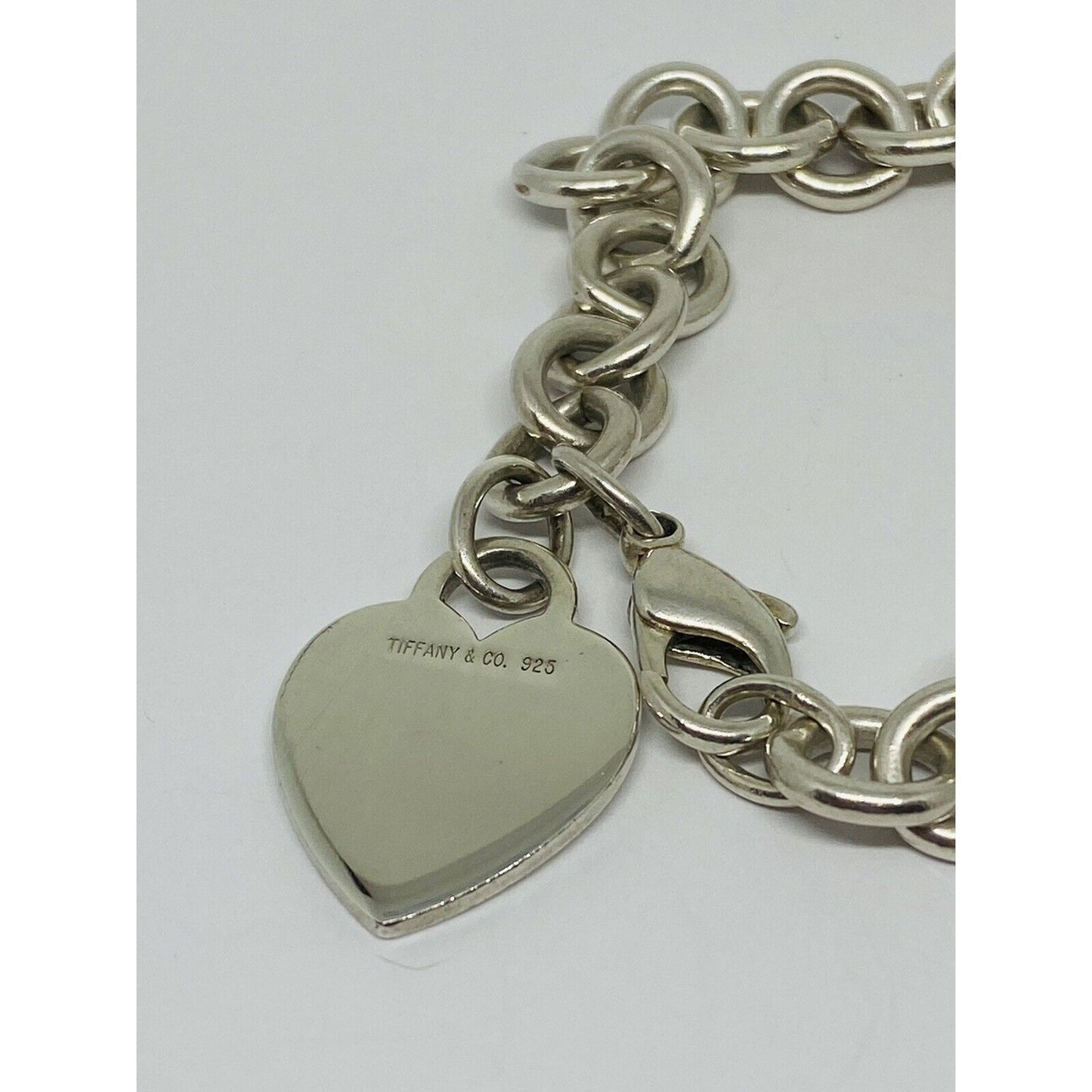 Tiffany & Co Silver Heart Notes 727 Fifth Avenue New York Double Heart Bracelet