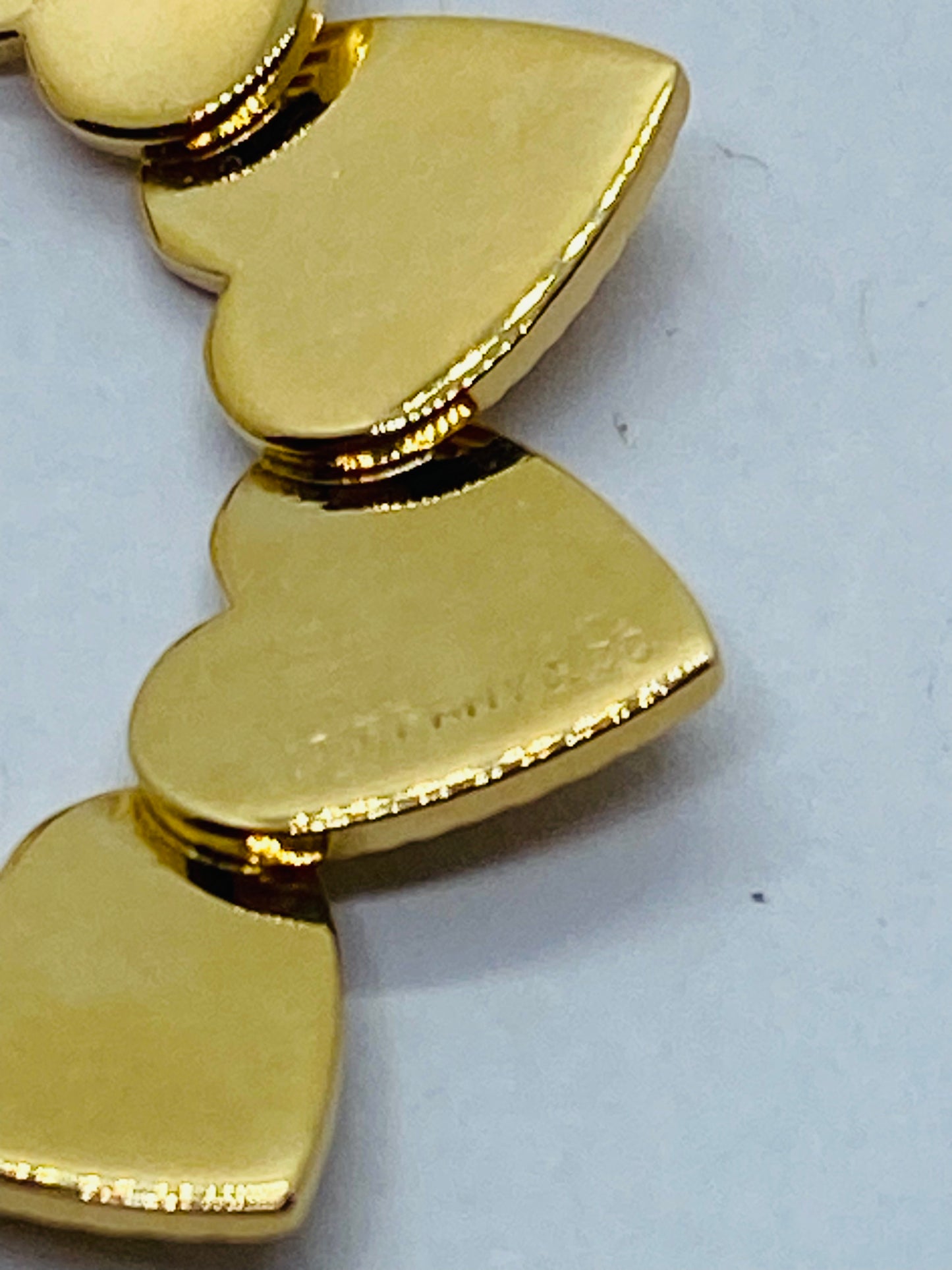 Authintic Vintage Tiffany & Co 14k Wreath of Hearts Pin