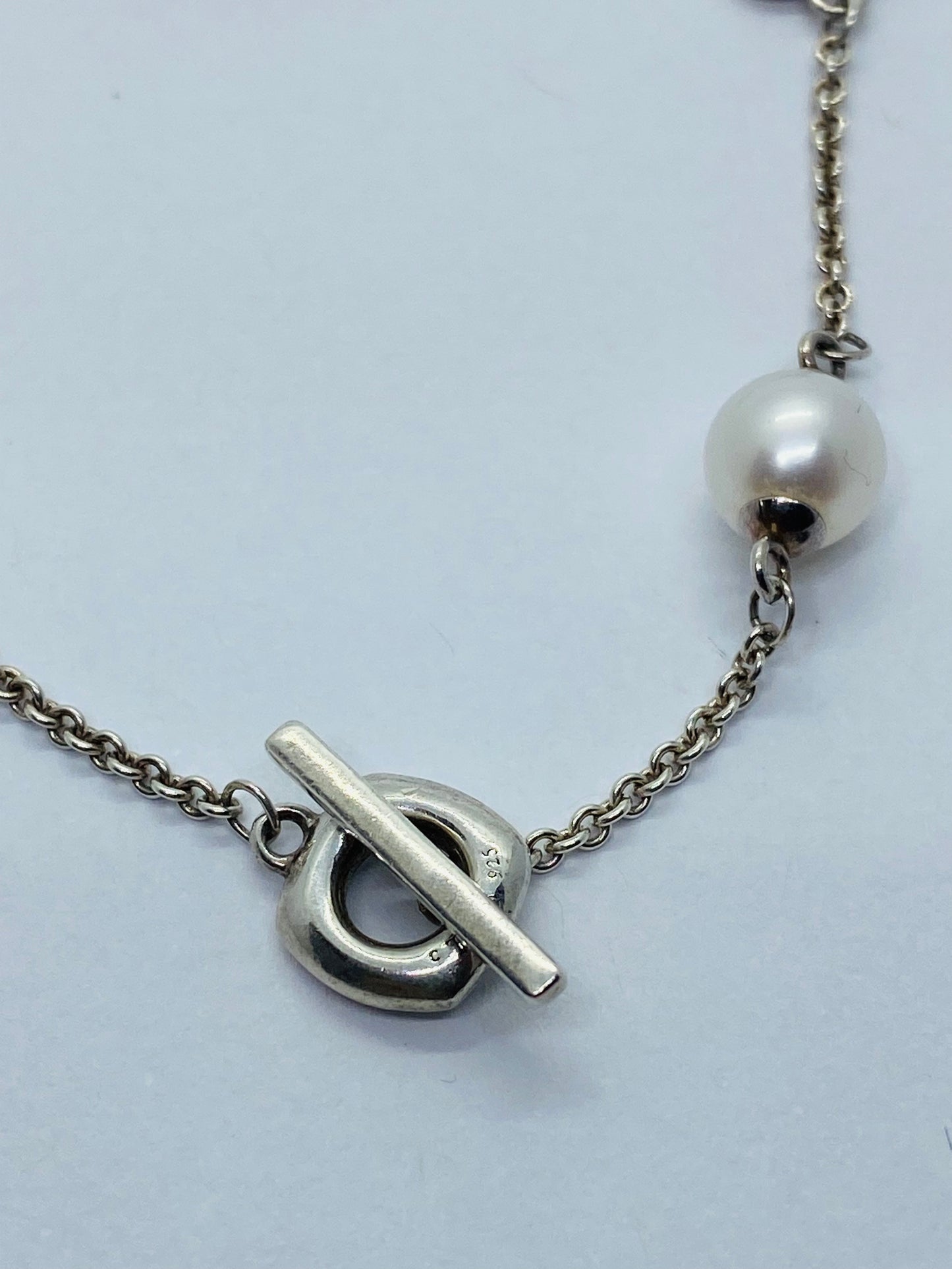 Tiffany & Co Sterling Silver 7mm Cultured Pearls Cushion 7" Toggle Bracelet