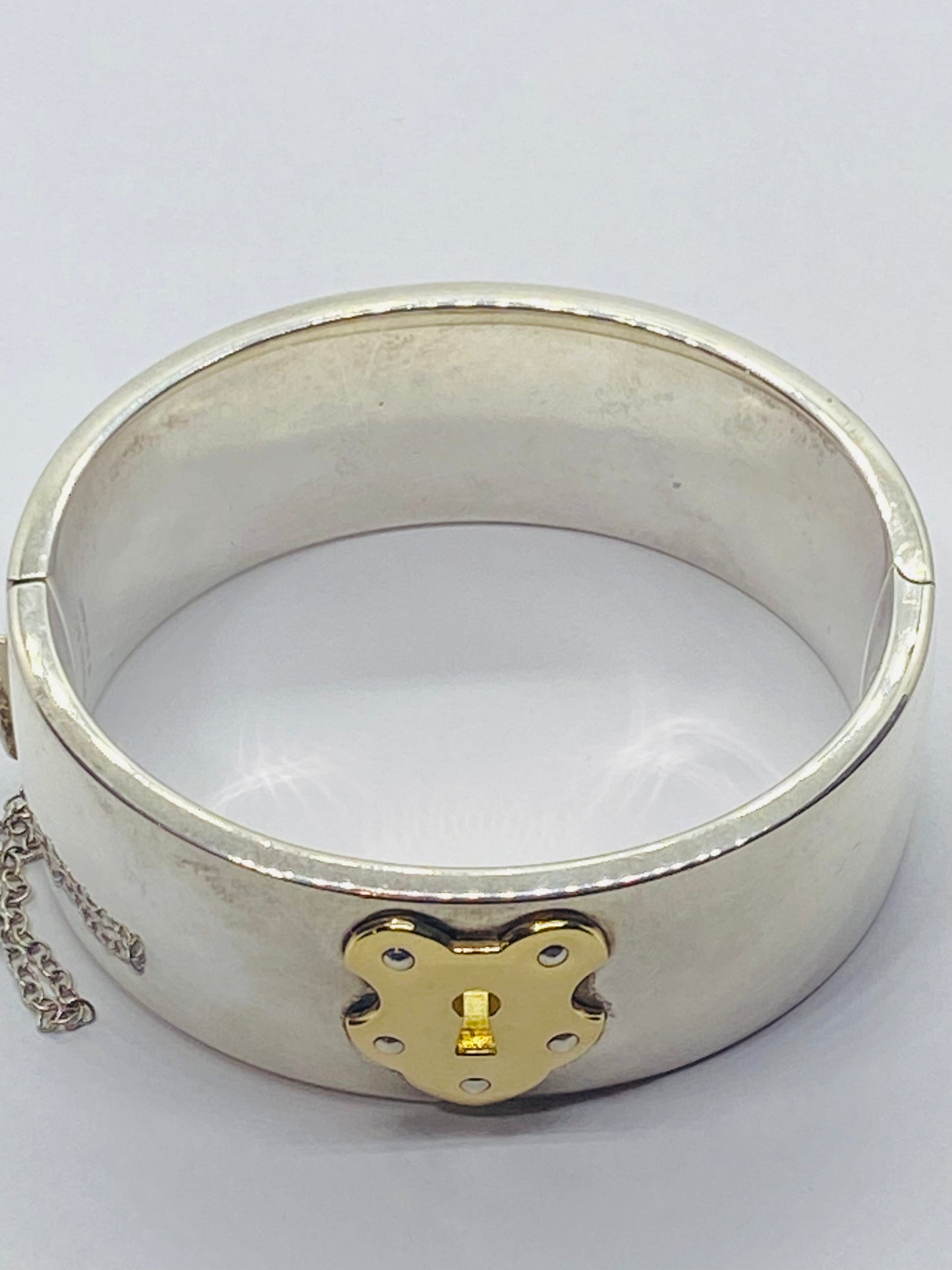 Tiffany & Co Key Lock Hole Vintage Hinged Bangle Silver 18k Yellow Gold Pouch