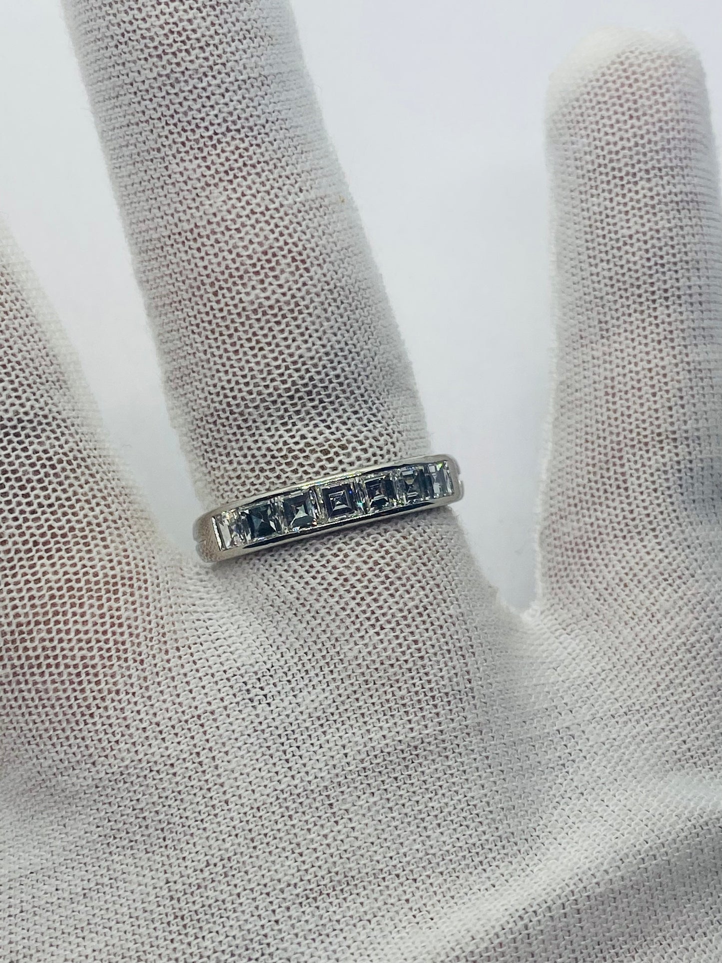 Tiffany & Co. 1.40CT  7 Diamond Platinum Square Cut Wedding Band Ring Size 9