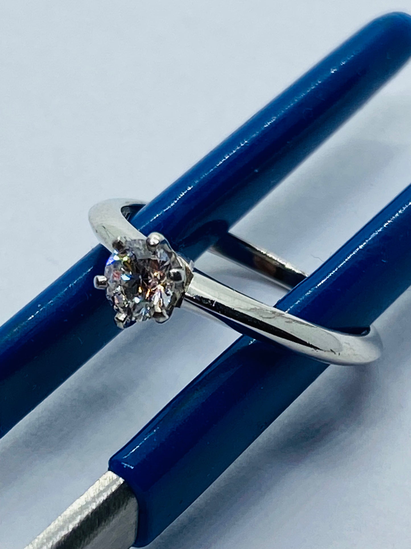 Tiffany & Co. 0.34ct G-H VS2 Diamond Platinum Solitaire Engagement Ring BOX!