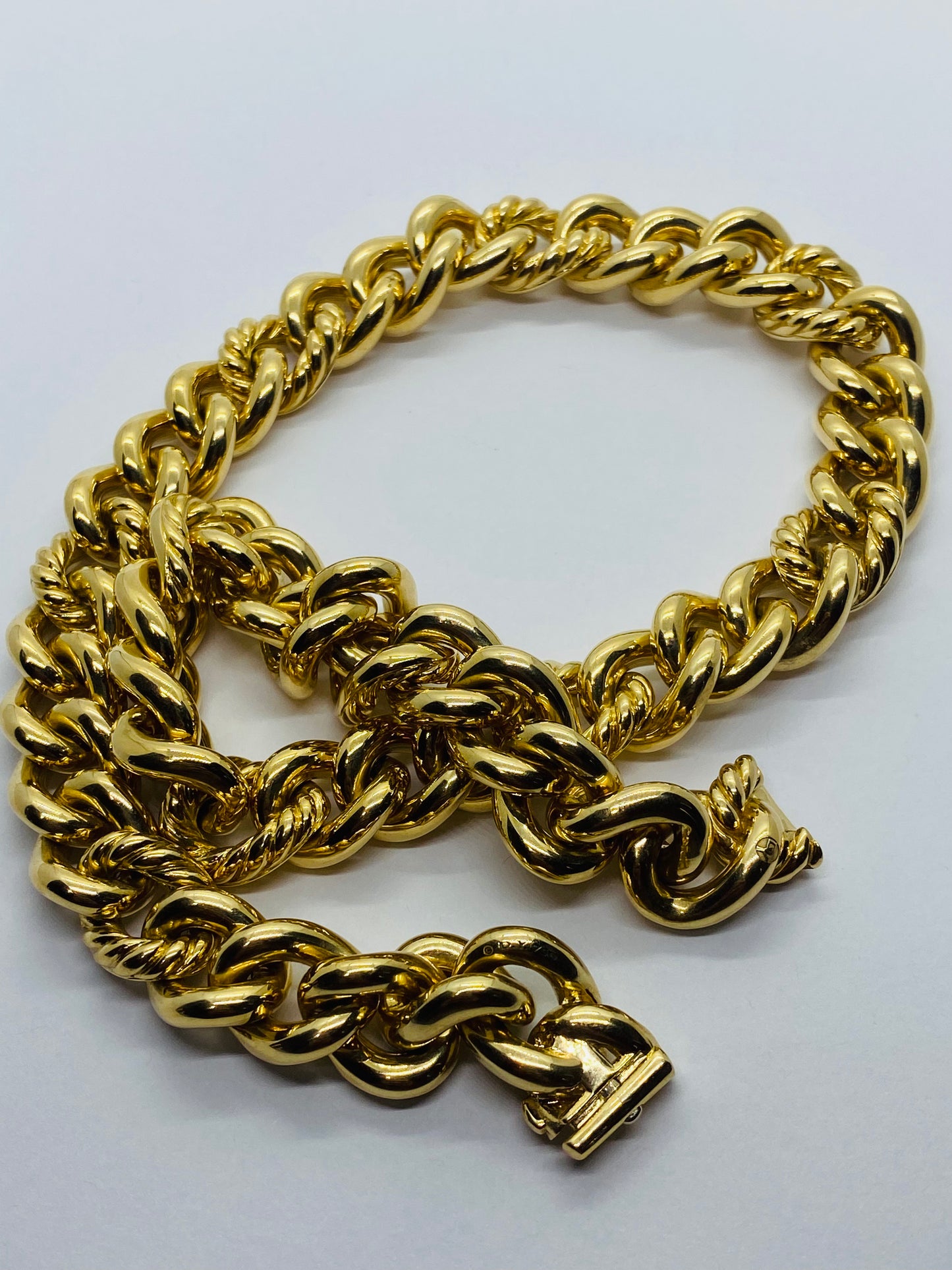 $23,000 Sold Out 18K Gold David Yurman 18” Large Curb 13.5MM Necklace