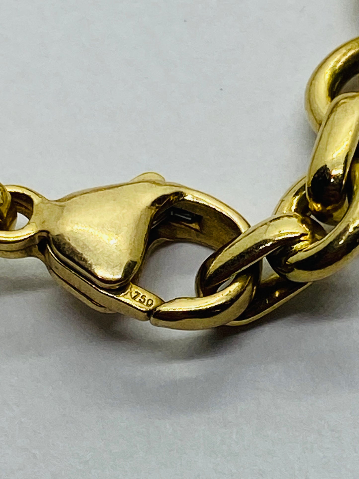 Tiffany & Co. 18K Yellow Gold 7 1/2” Round Chain Link  Donut. Solid 18K 750 Bracelet