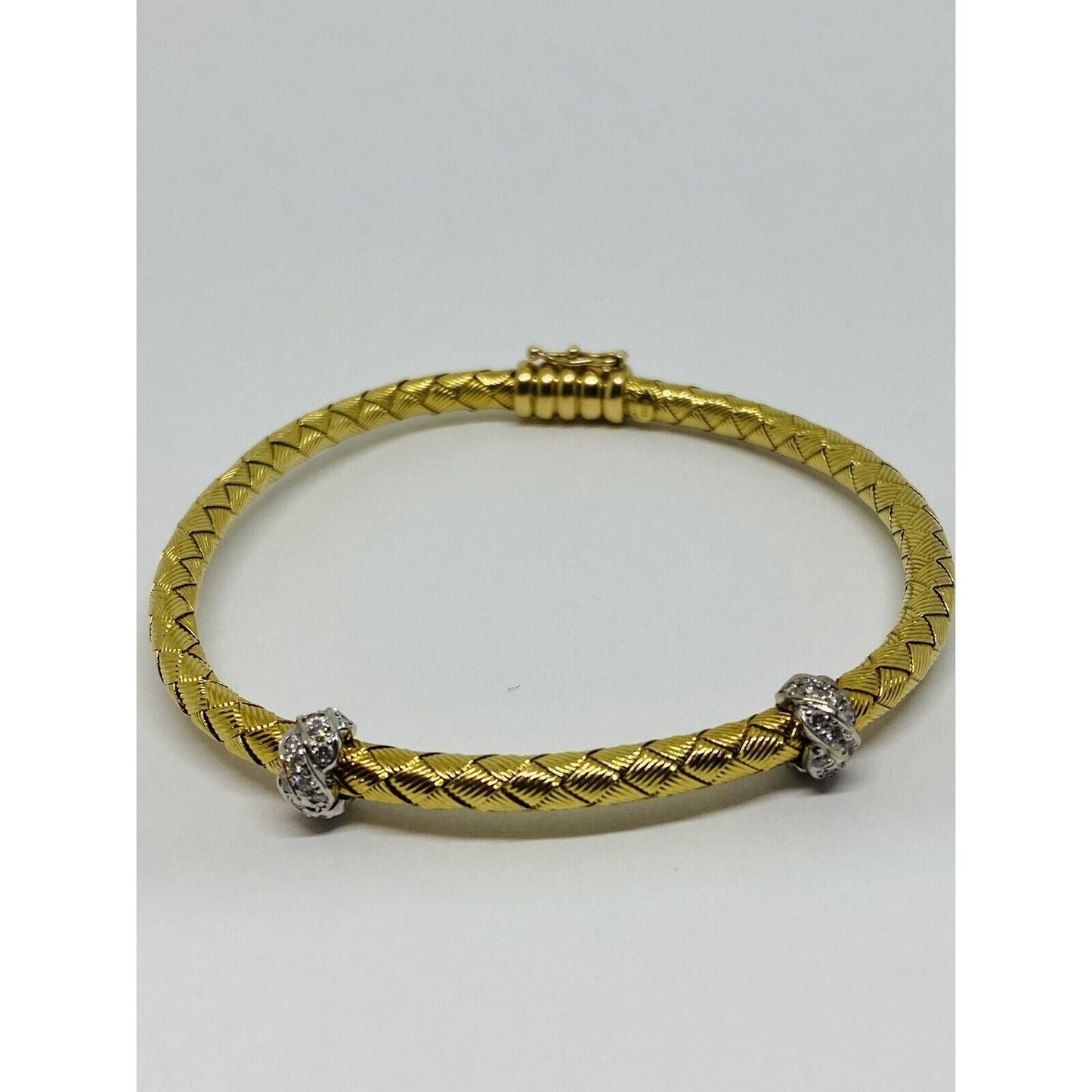 Roberto Coin Diamond Bangle Bracelet Silk Weave 2 Station Solid 18K Gold 7”