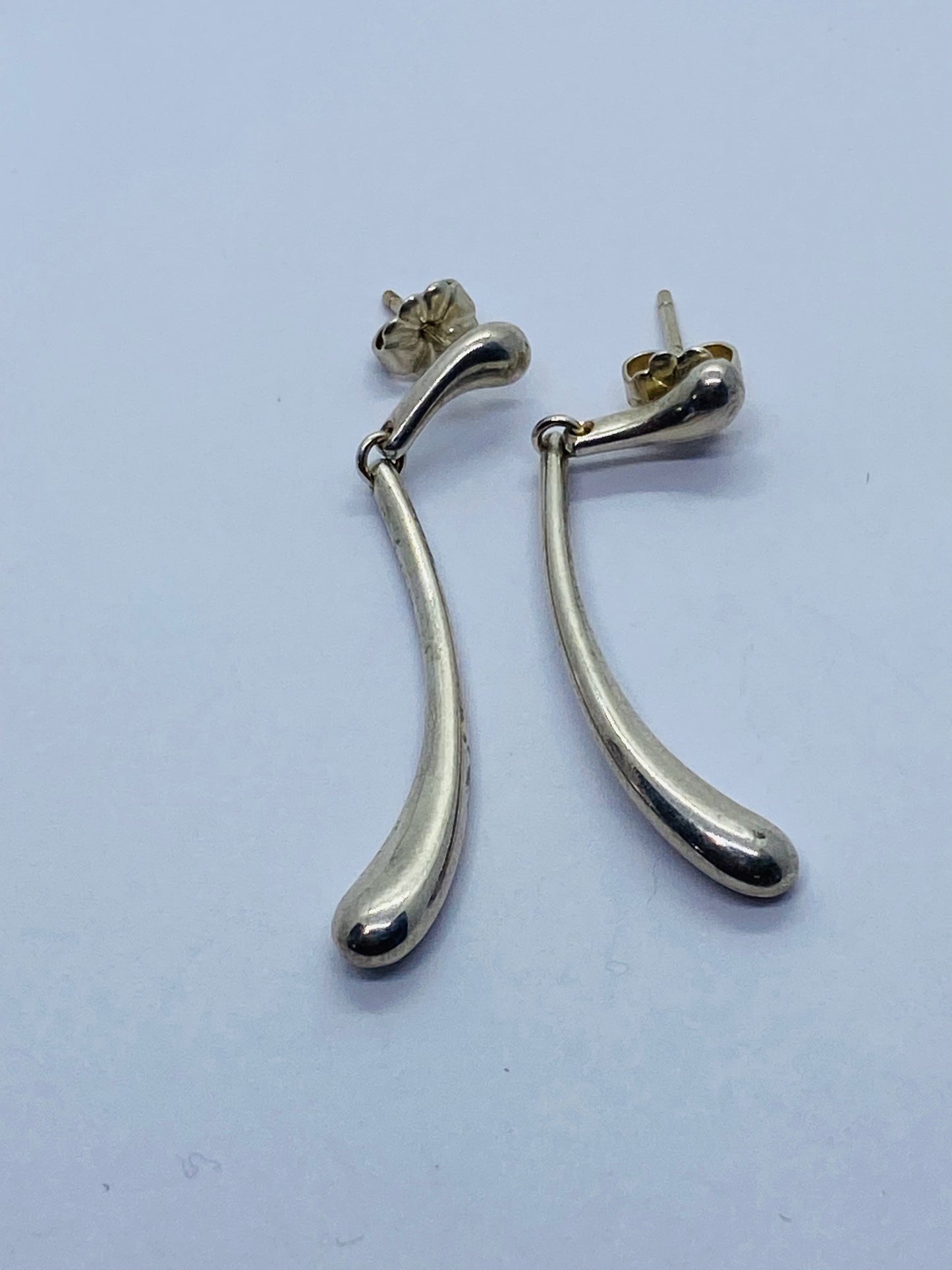 Tiffany & Co Silver RARE Peretti Teardrop Tear Drop Elongated Dangle Earrings read