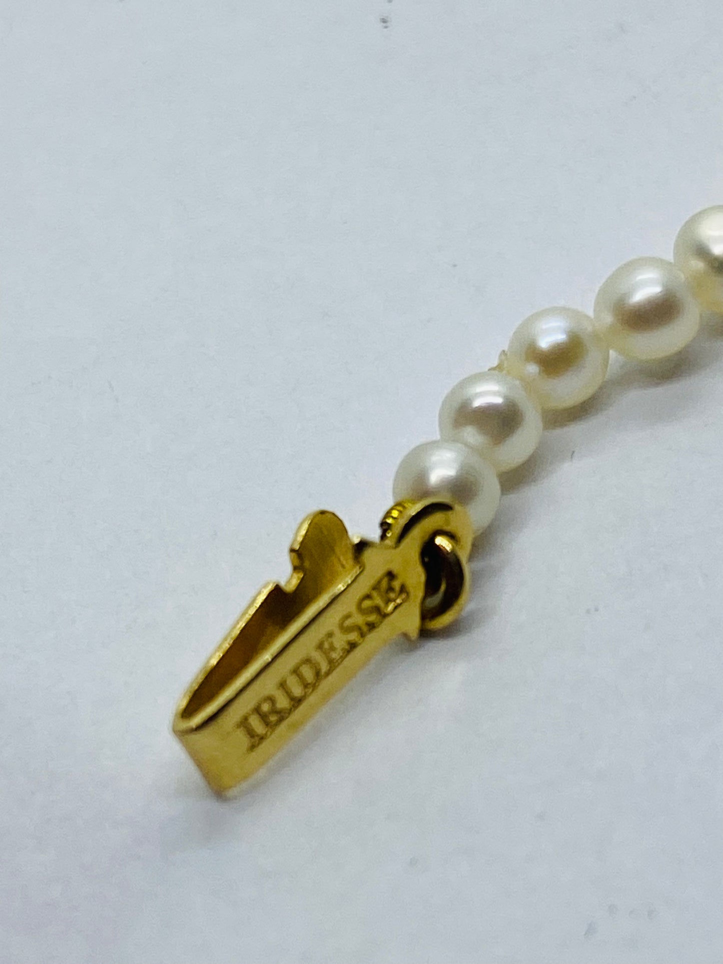 18K Yellow Gold Iridesse Tiffany & Co Pearl Strand with Quartz Drops 18"