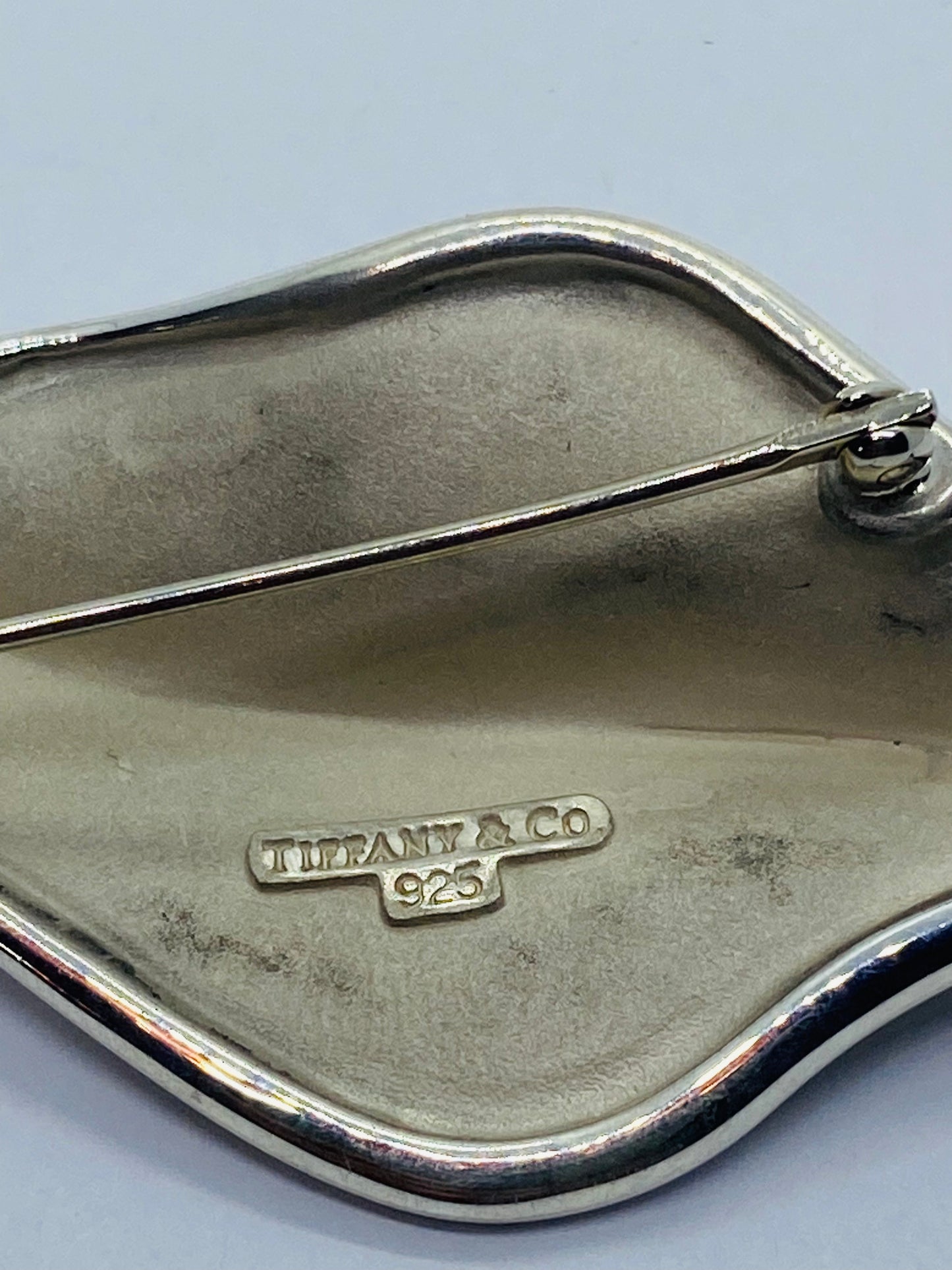 TIFFANY & CO VINTAGE STERLING SILVER 925 LEAF BROOCH PIN 55x28MM MINT!