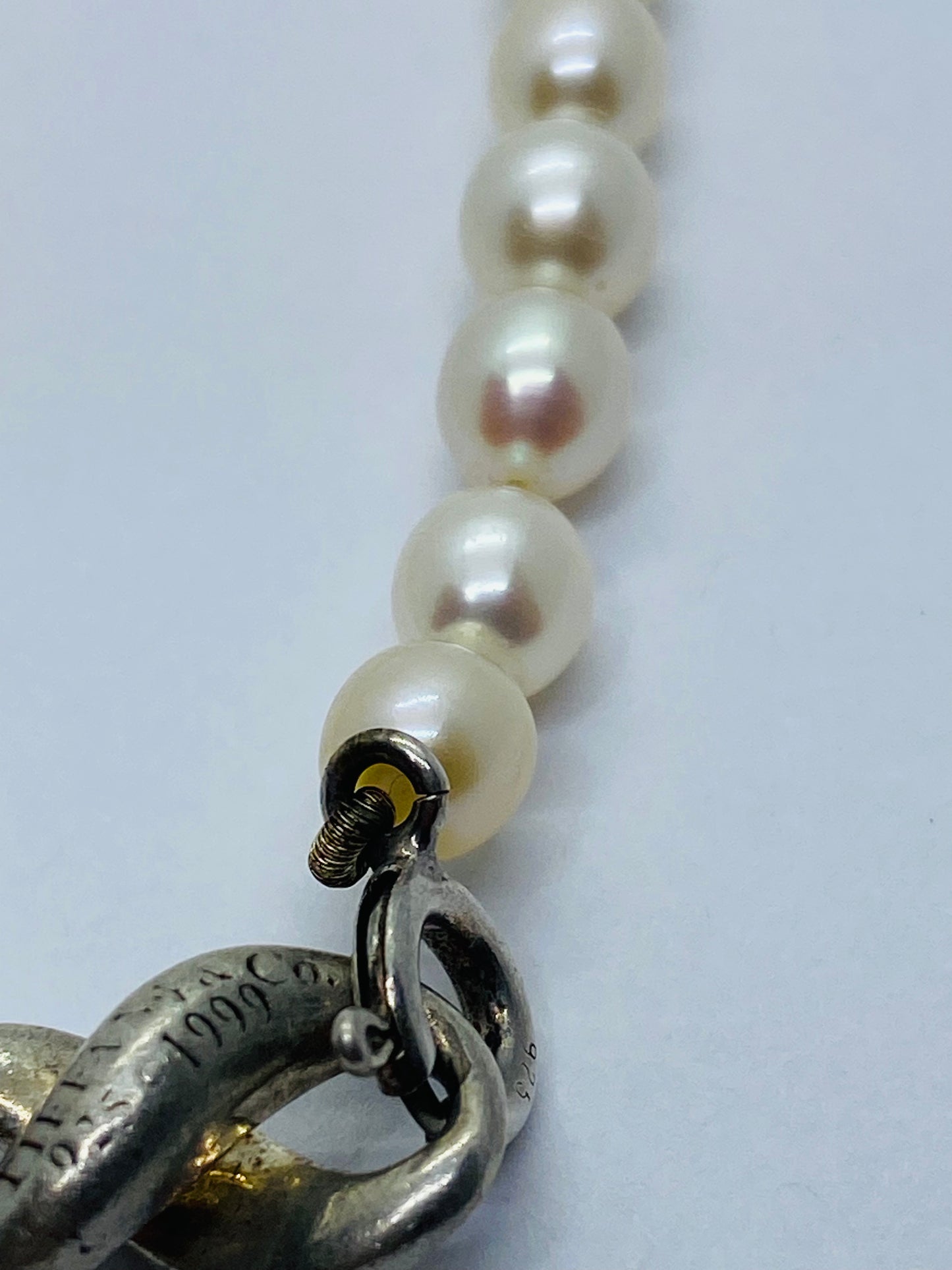 Tiffany & Co. Sterling Silver 20 Pearl Infinity Bracelet 7” Bracelet Pouch