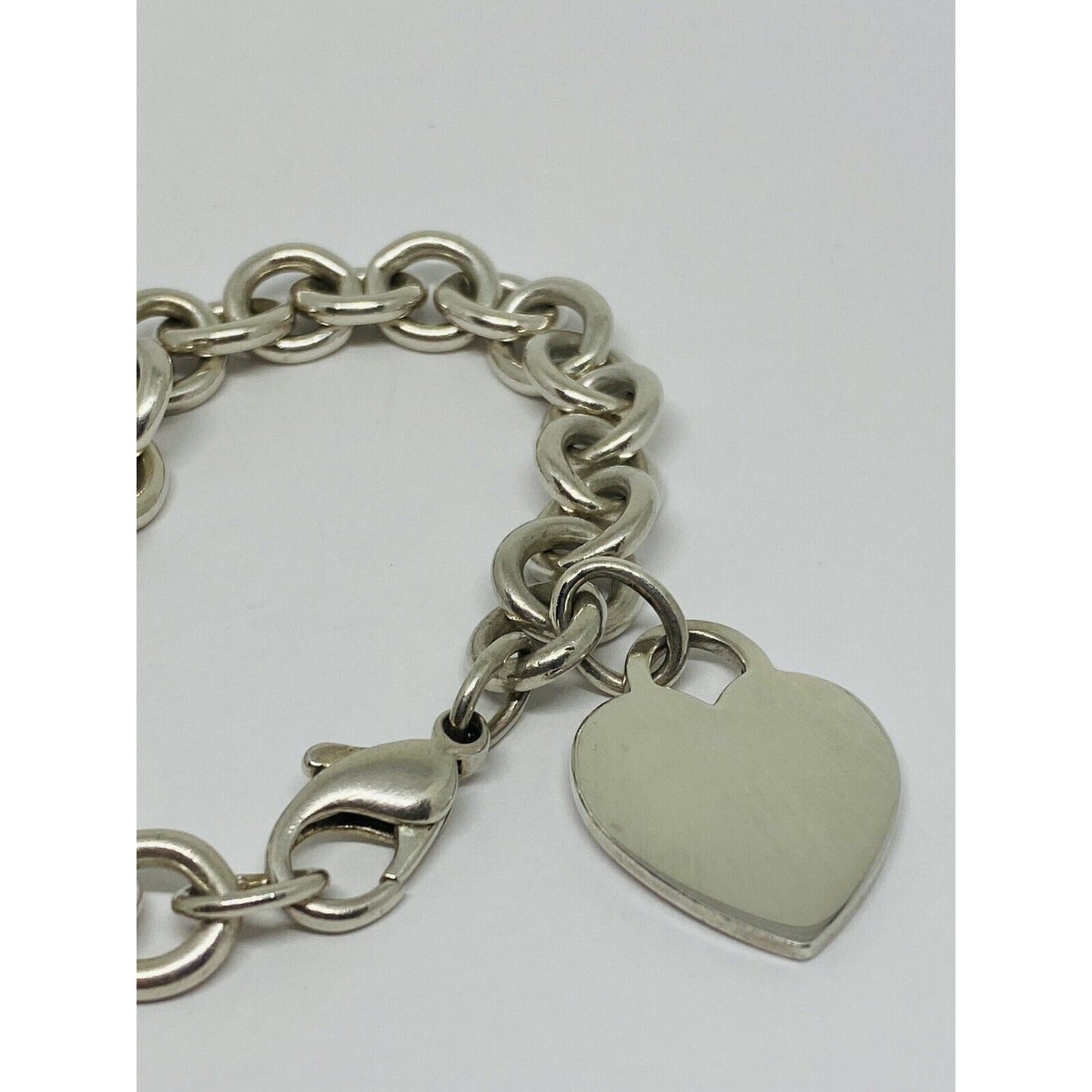 Tiffany & Co Silver Heart Notes 727 Fifth Avenue New York Double Heart Bracelet