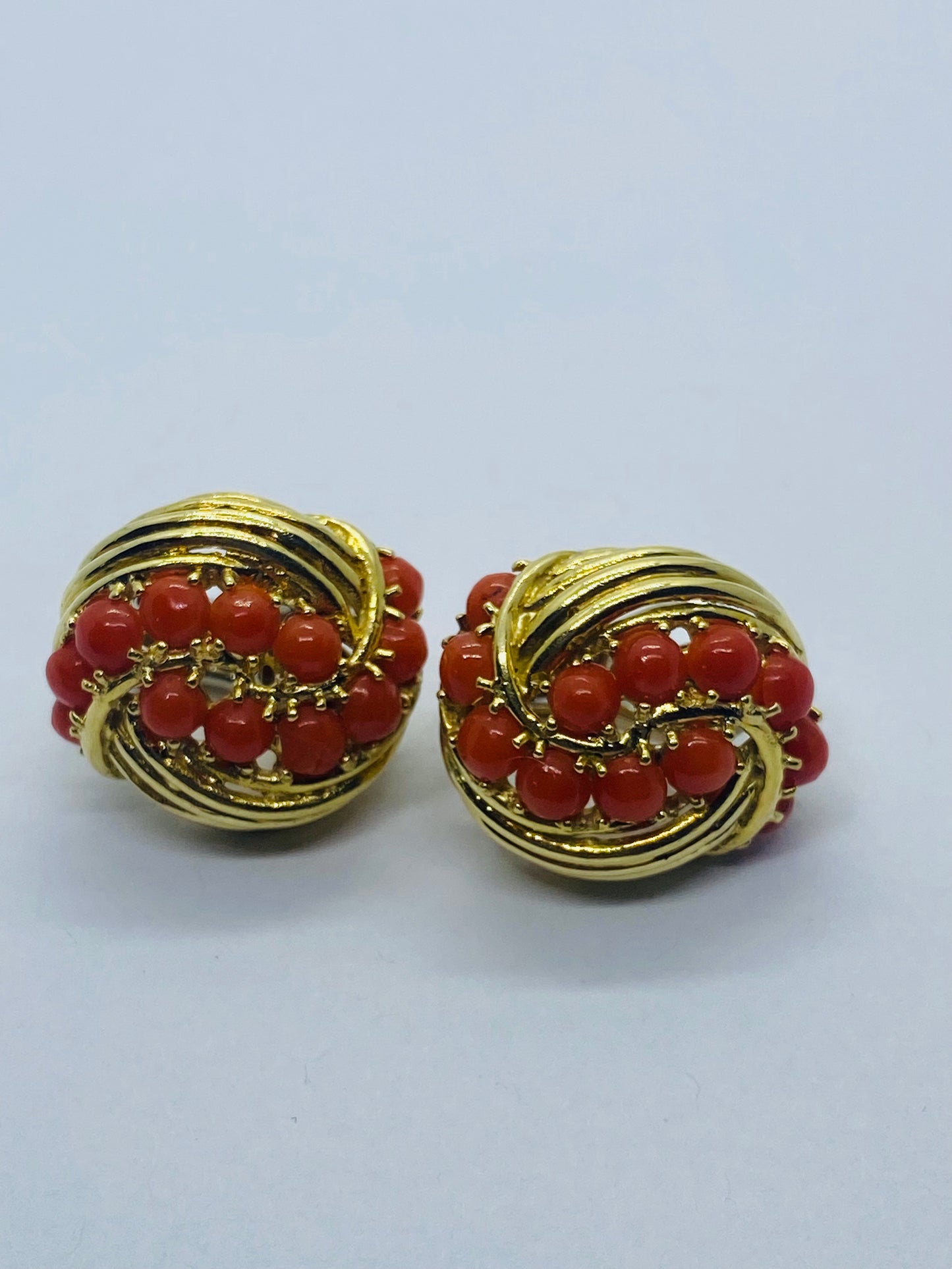 Tiffany 18k Gold Earrings Coral Clip On Earrings 750. Box, Pouch, Ribbon Bag