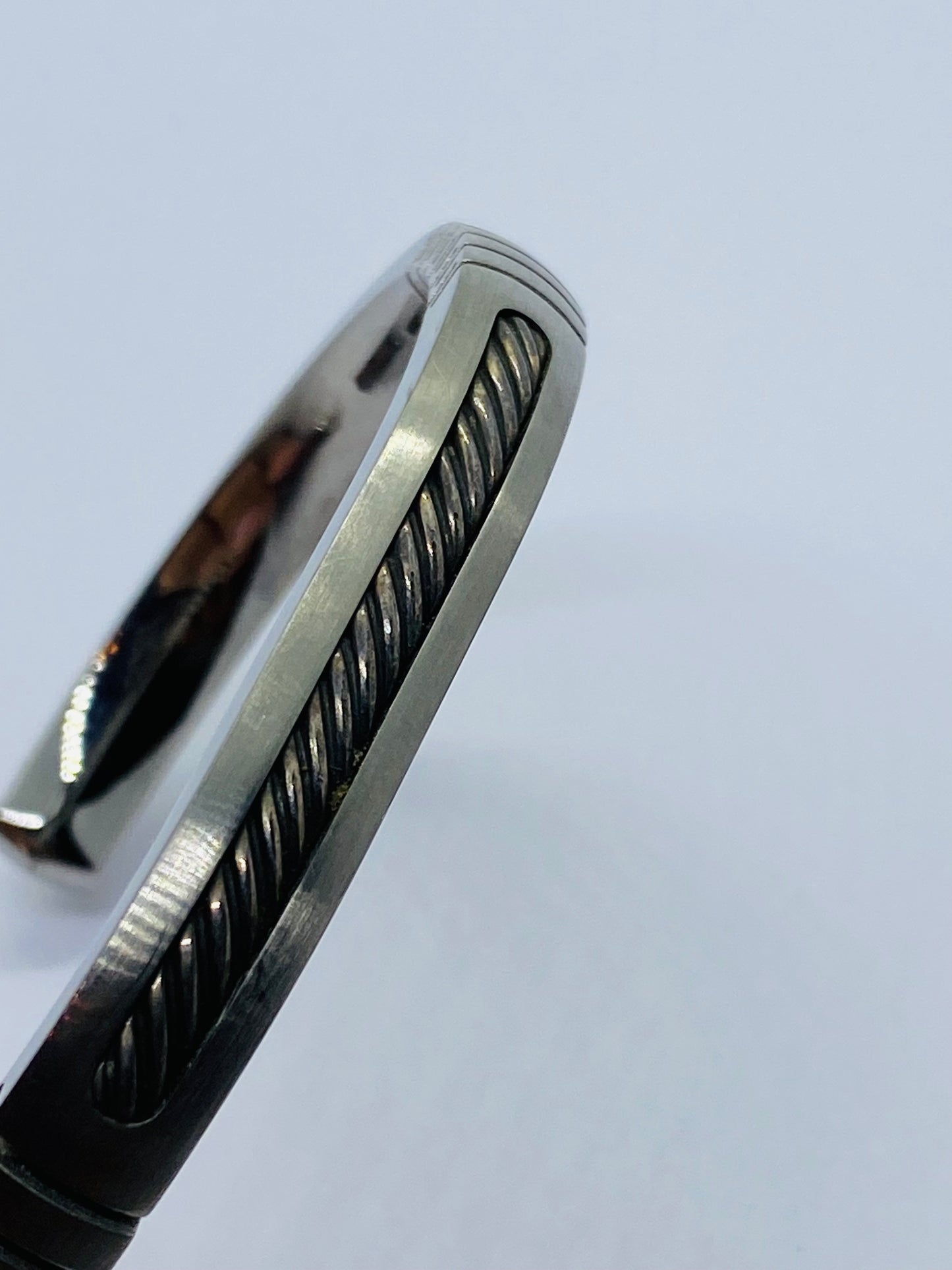 Rare Retired DY David Yurman Titanium 925 ￼ Thoroughbred Cable Cuff bracelet