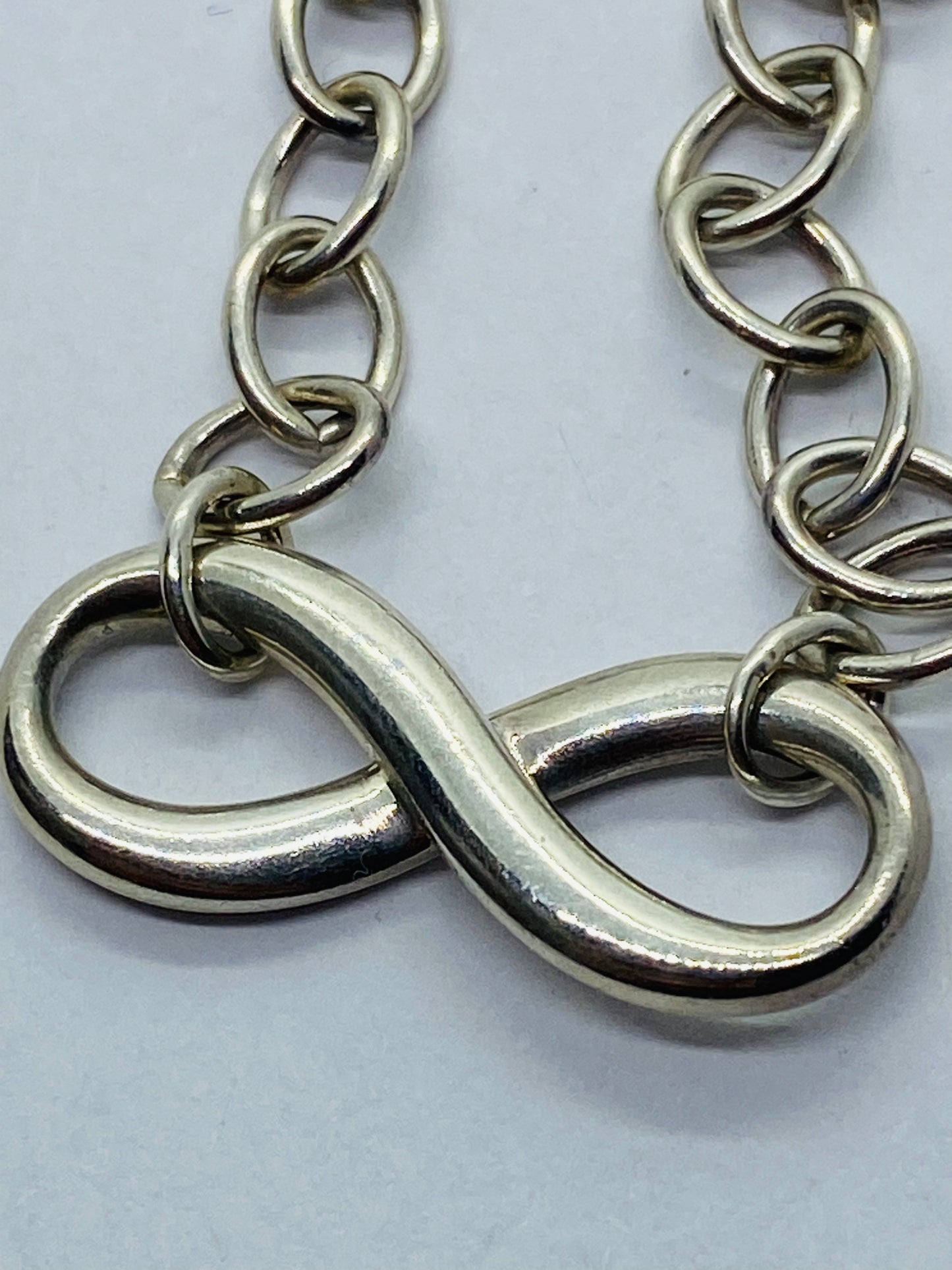 Tiffany & Co. 925 Silver Infinity Oval Link 7” Bracelet
