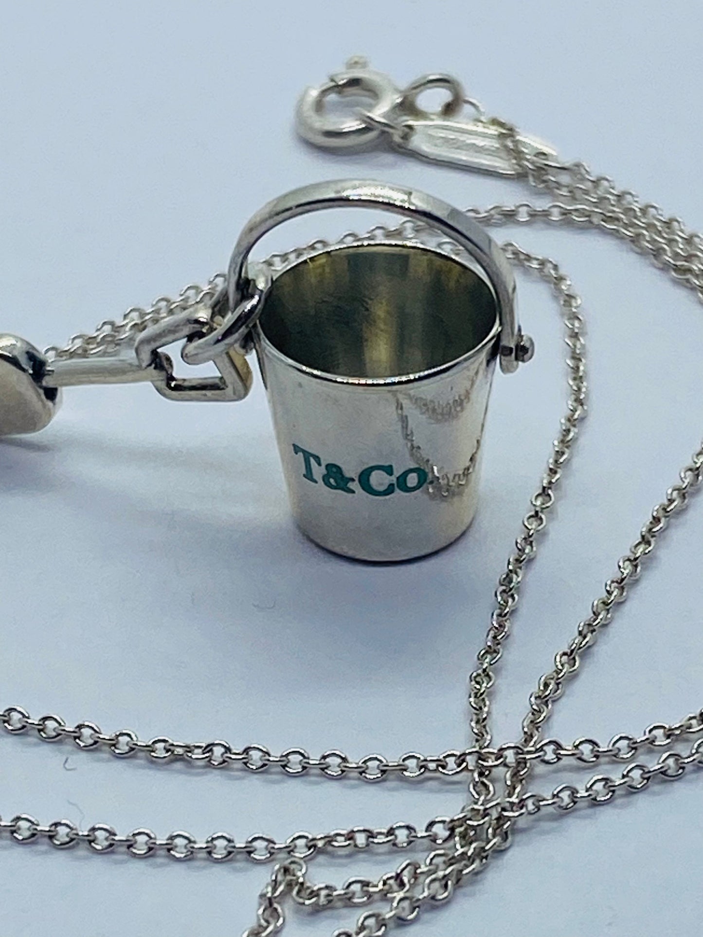 Tiffany & Co. Sand Bucket Shovel Enamel Charm Sterling Silver Pouch Box MINT