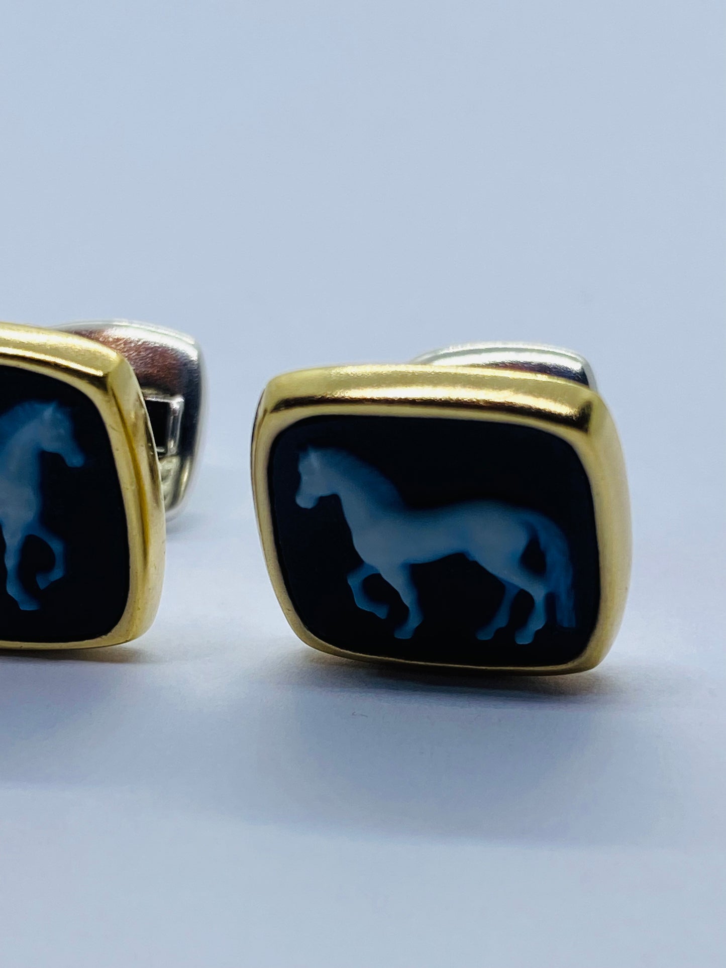 David Yurman PETRVS Carved Agate Horse Sterling Silver 925 22K Cufflinks