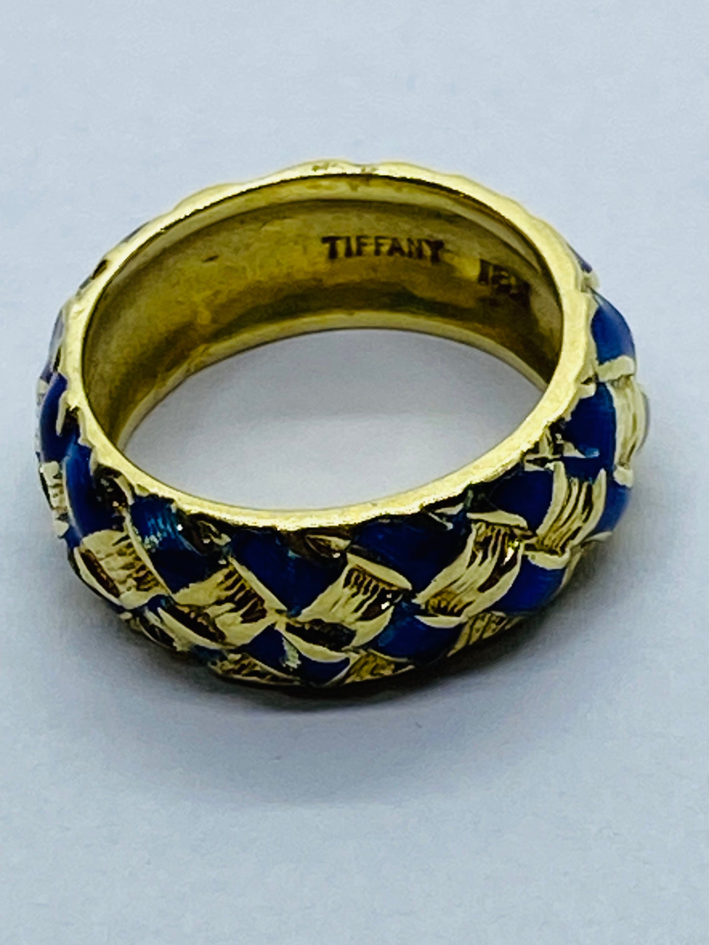 Vintage 18k Gold & Cobalt Enamel Basket Weave Ring Tiffany & Co Size 6.25 Pouch