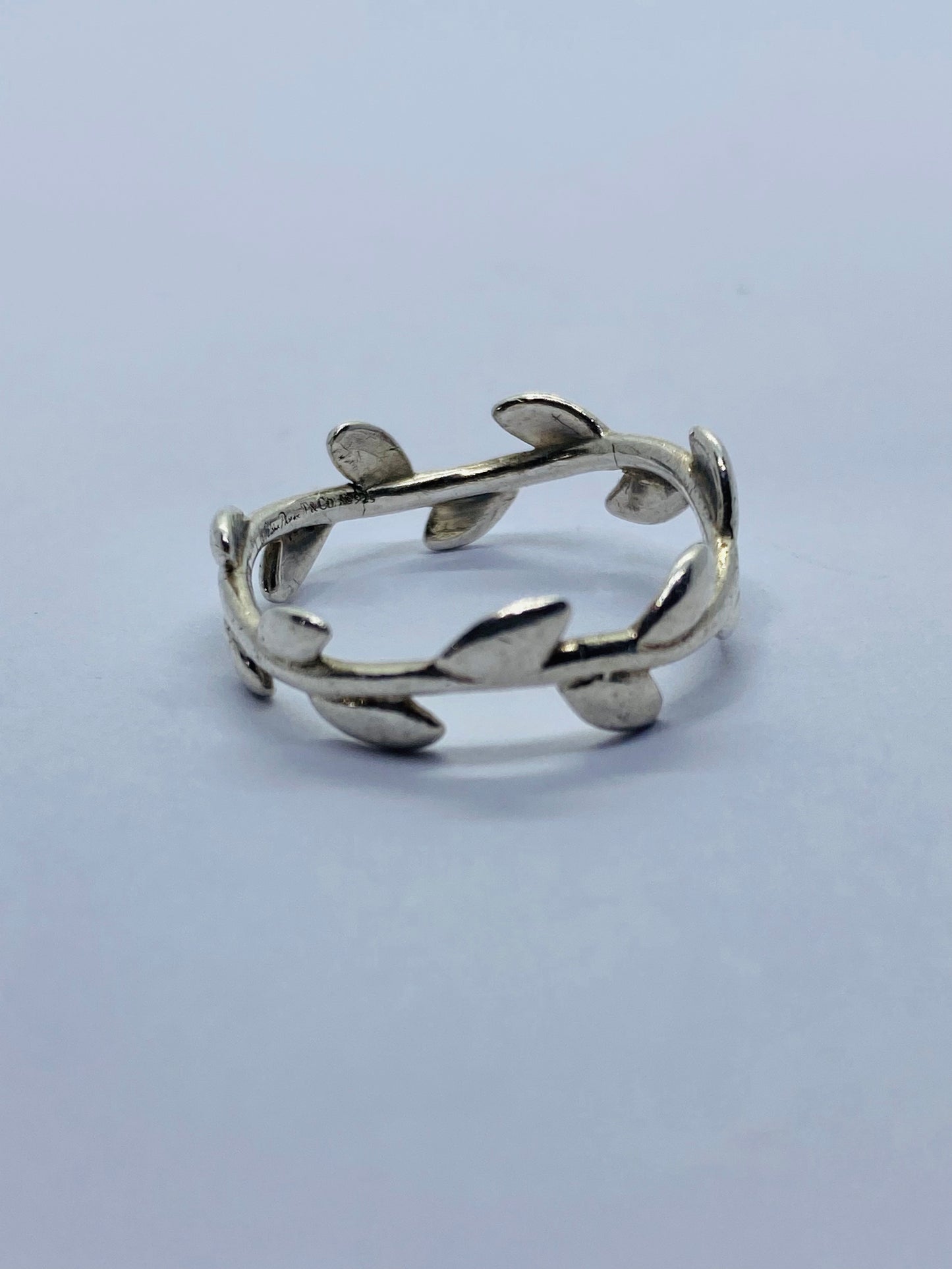 Beautiful TIFFANY & CO. PALOMA PICASSO Sterling Olive Leaf Ring, Size 7.25 READ