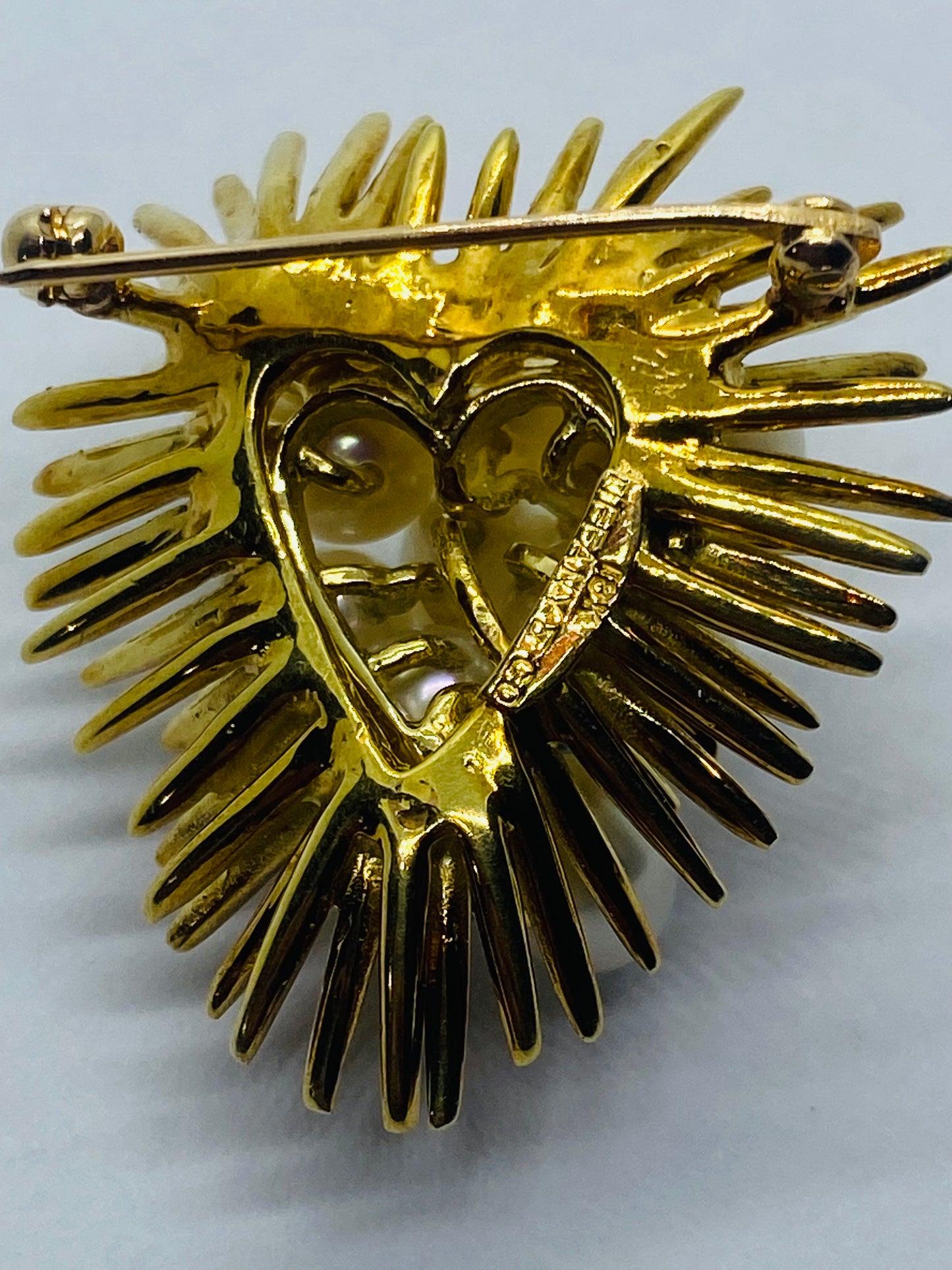 Tiffany & Co. Pearl Sapphire Pin Brooch Heart 18k Yellow Gold Vintage 34x31MM