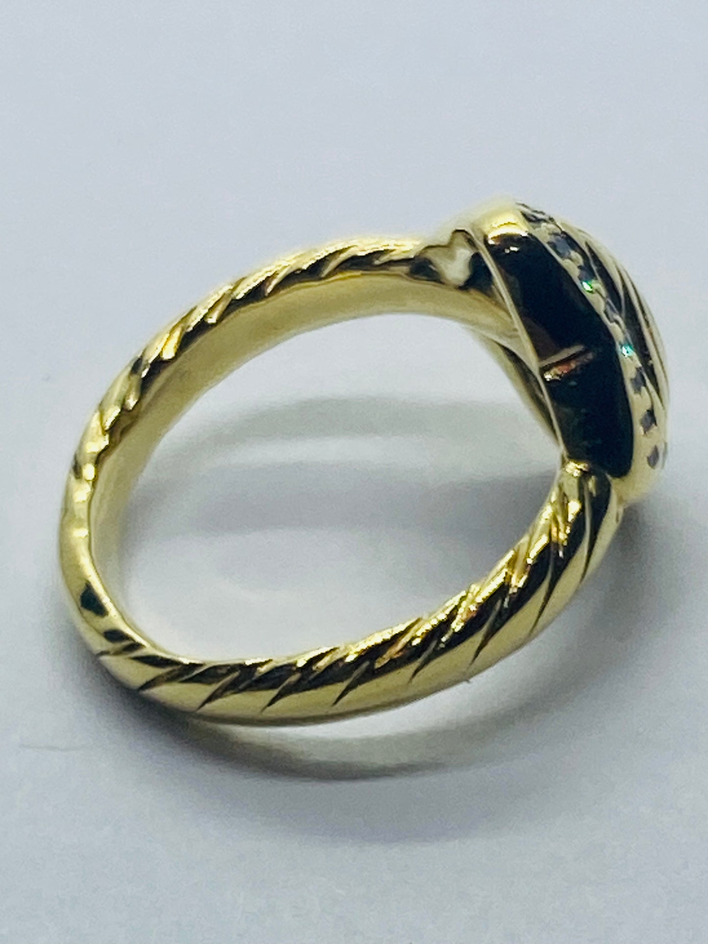 David Yurman Diamond 18k Yellow Gold Quatrefoil Ring Size 5. Mint Condition