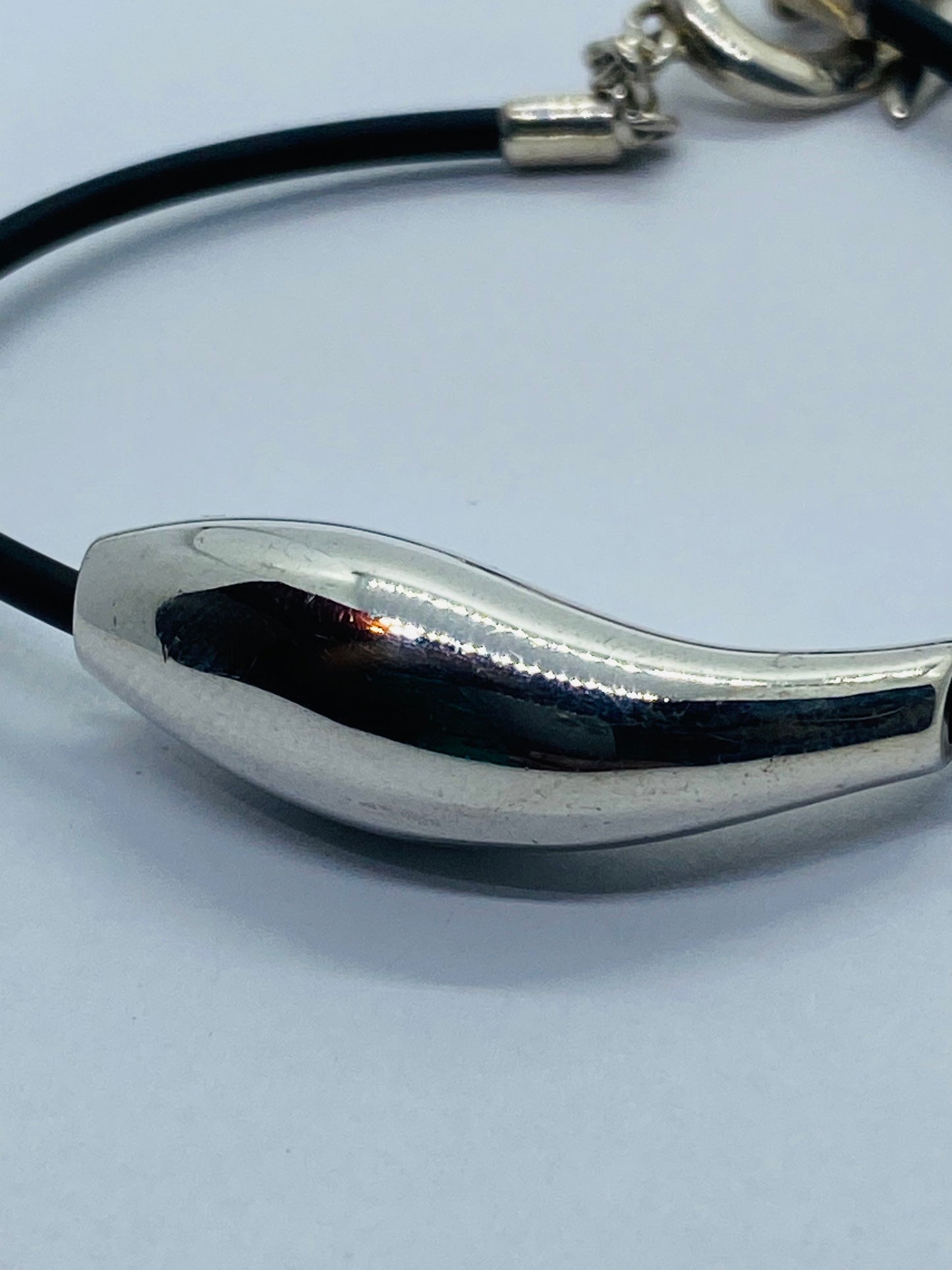 Tiffany & Co. Frank Gehry Sterling Silver Fish Rubber Bracelet 7.25”